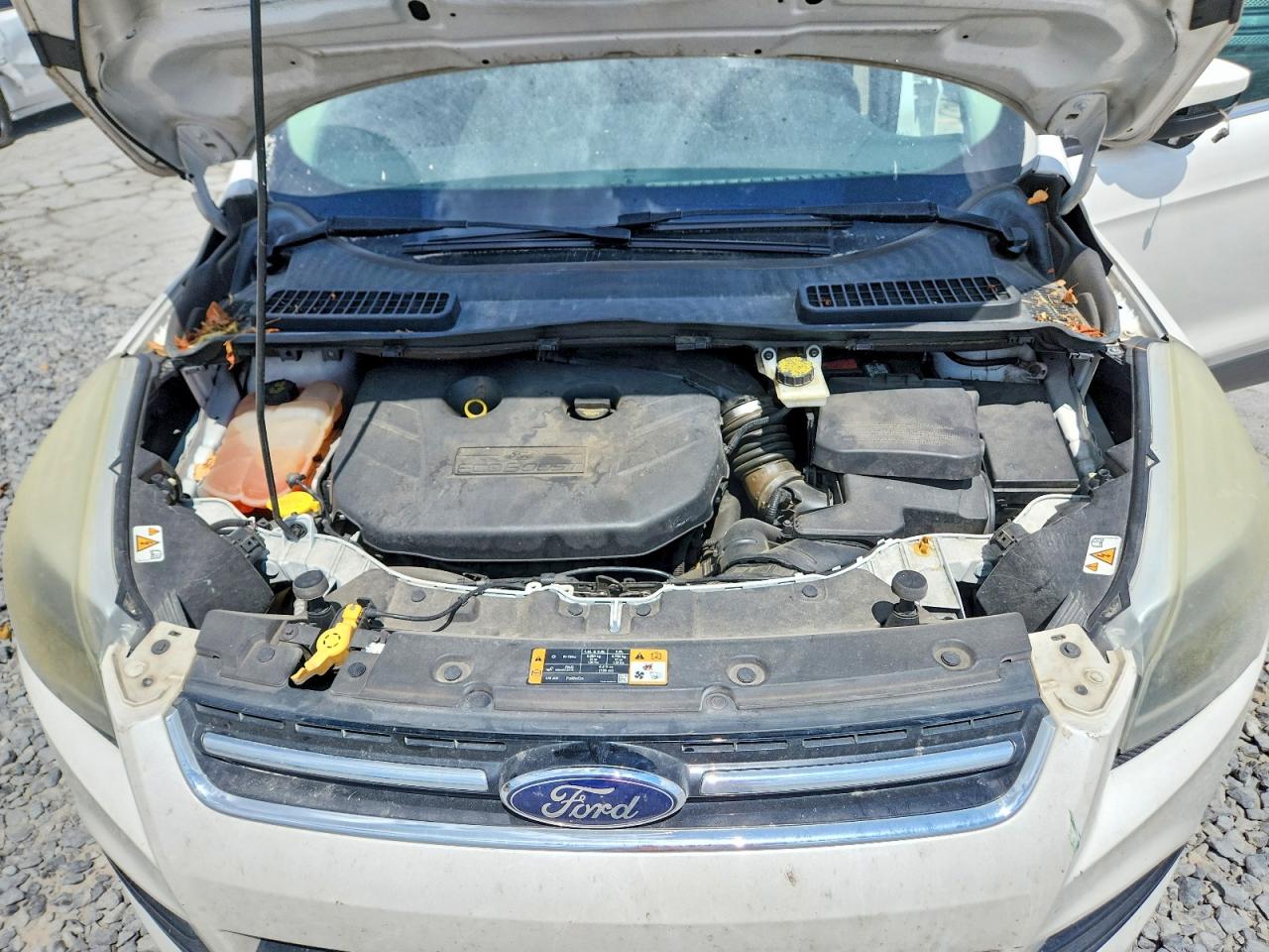 2014 Ford Escape Titanium White vin: 1FMCU0J99EUB68987