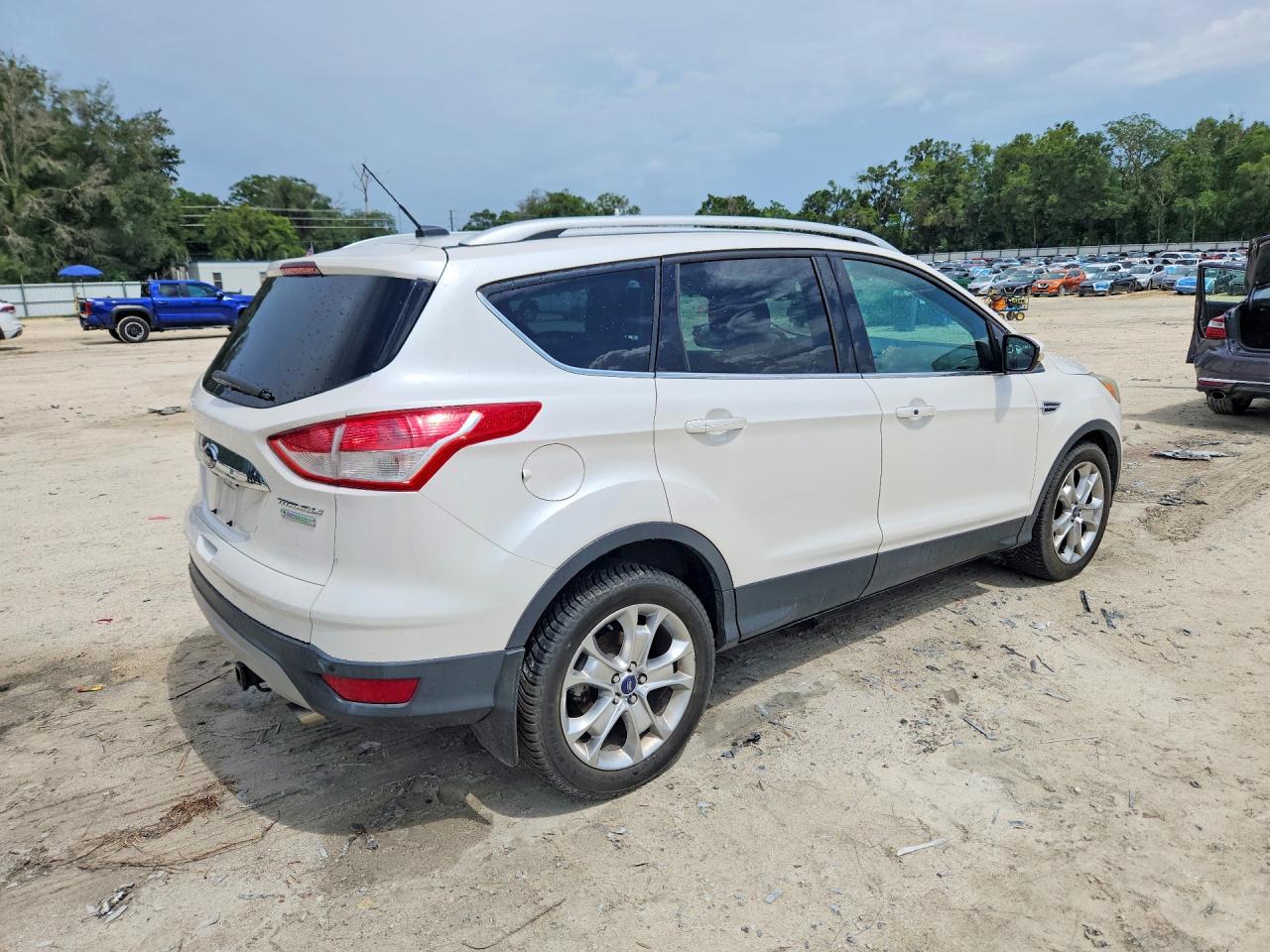 2014 Ford Escape Titanium White vin: 1FMCU0J99EUB86387