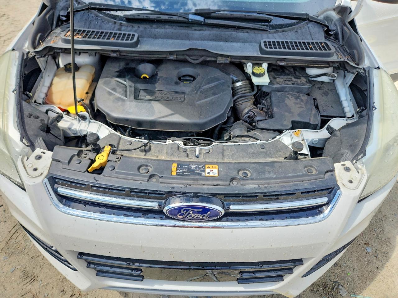 2014 Ford Escape Titanium White vin: 1FMCU0J99EUB86387