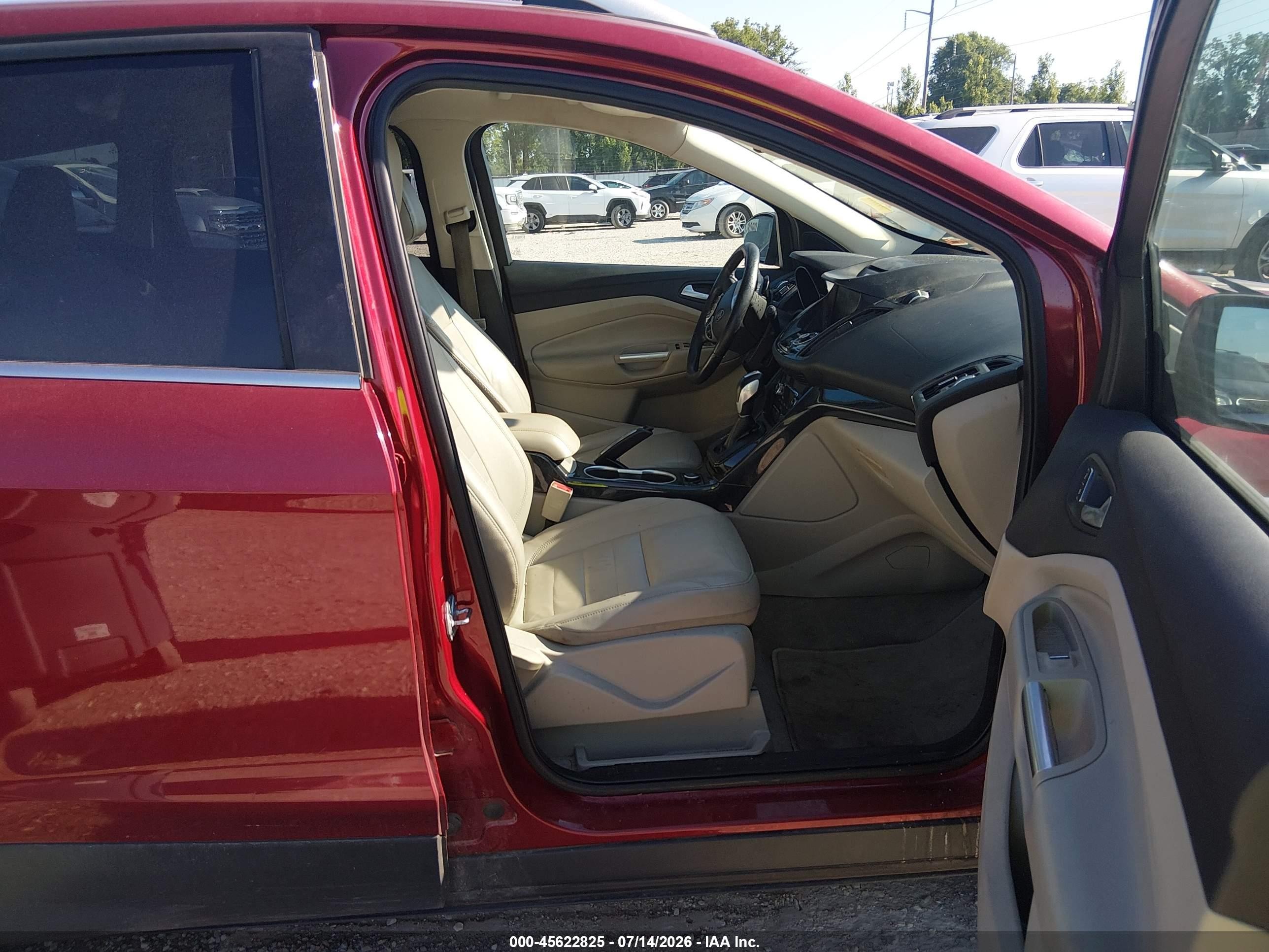 2014 Ford Escape Titanium Темно-бордовый vin: 1FMCU0J99EUB98183