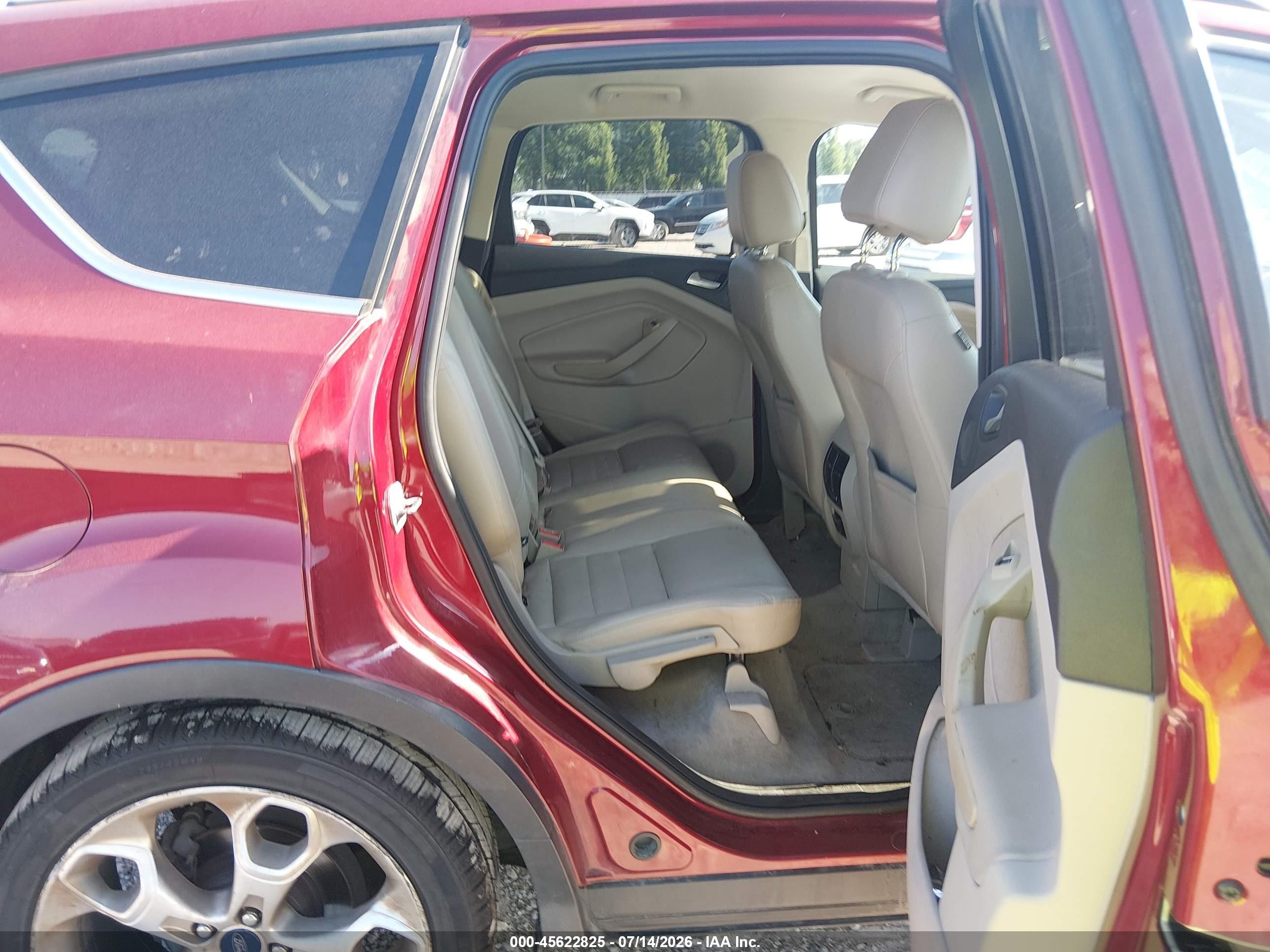 2014 Ford Escape Titanium Темно-бордовый vin: 1FMCU0J99EUB98183