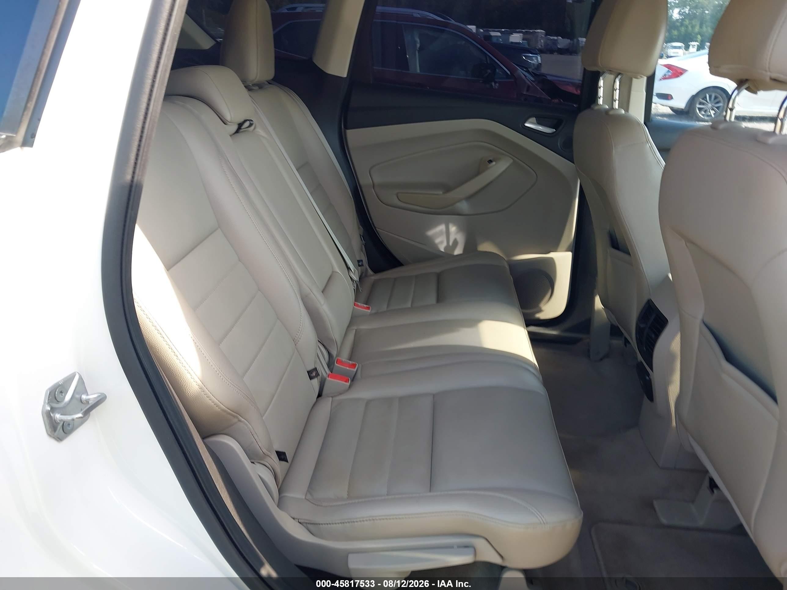 2014 Ford Escape Titanium White vin: 1FMCU0J99EUC81385