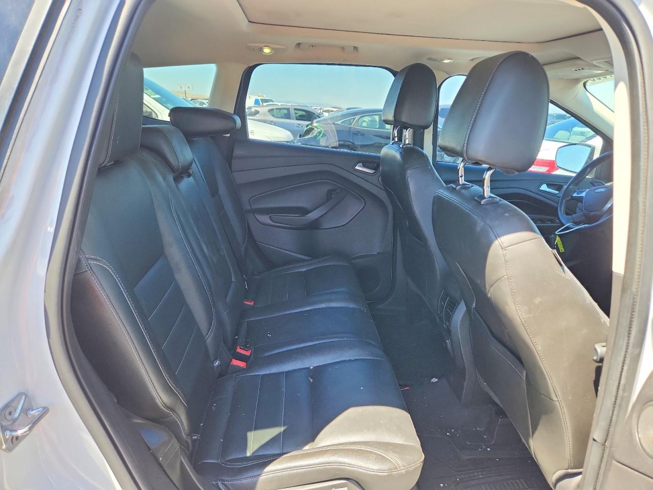 2014 Ford Escape Titanium White vin: 1FMCU0J99EUE38882