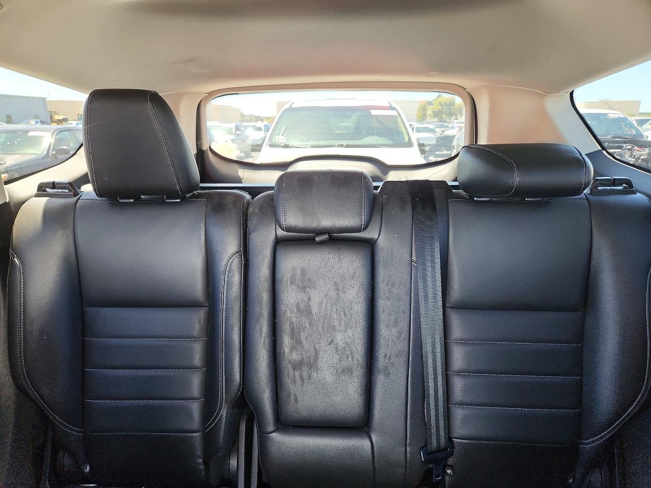 2014 Ford Escape Titanium White vin: 1FMCU0J99EUE38882