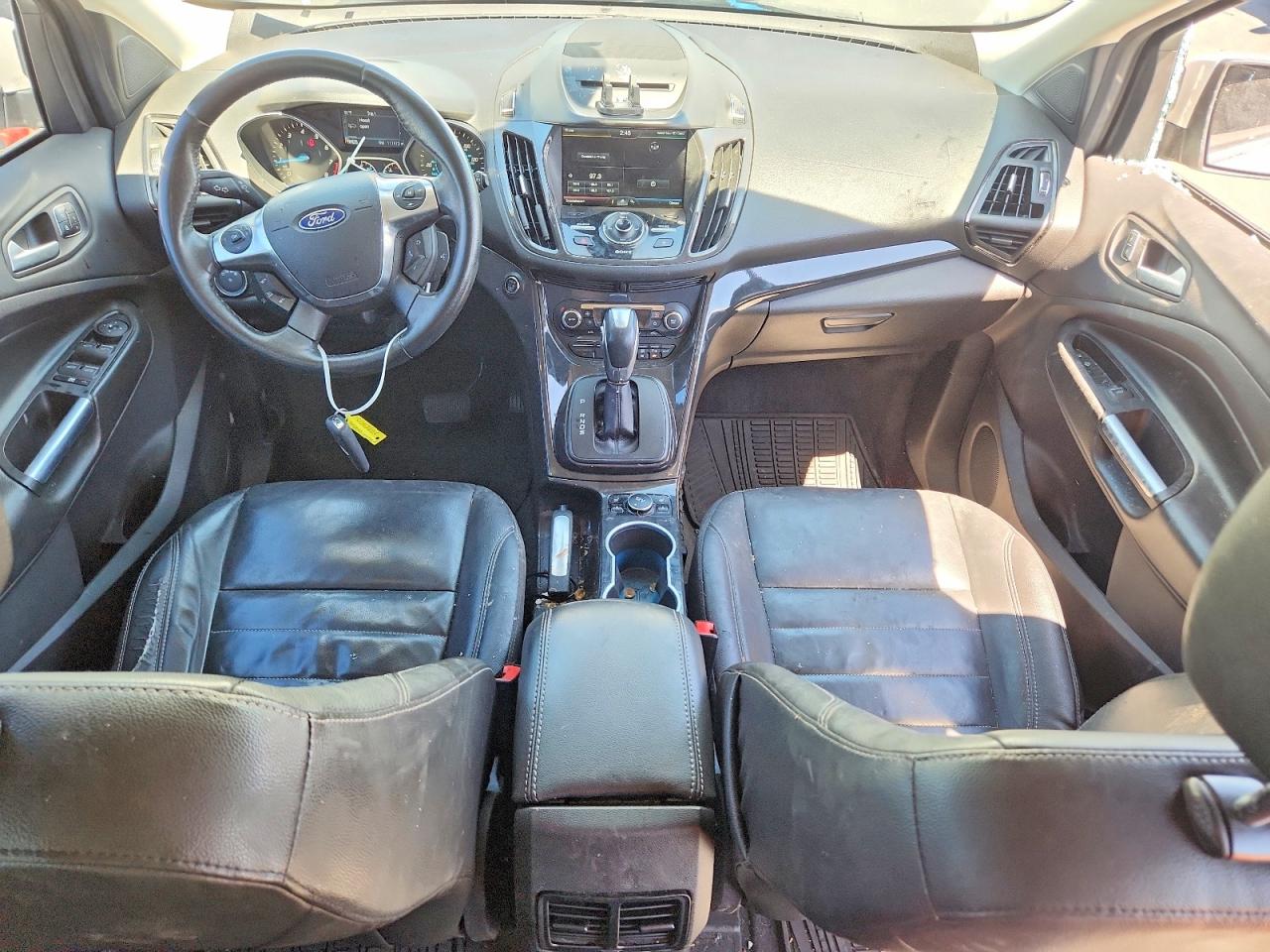 2014 Ford Escape Titanium White vin: 1FMCU0J99EUE38882
