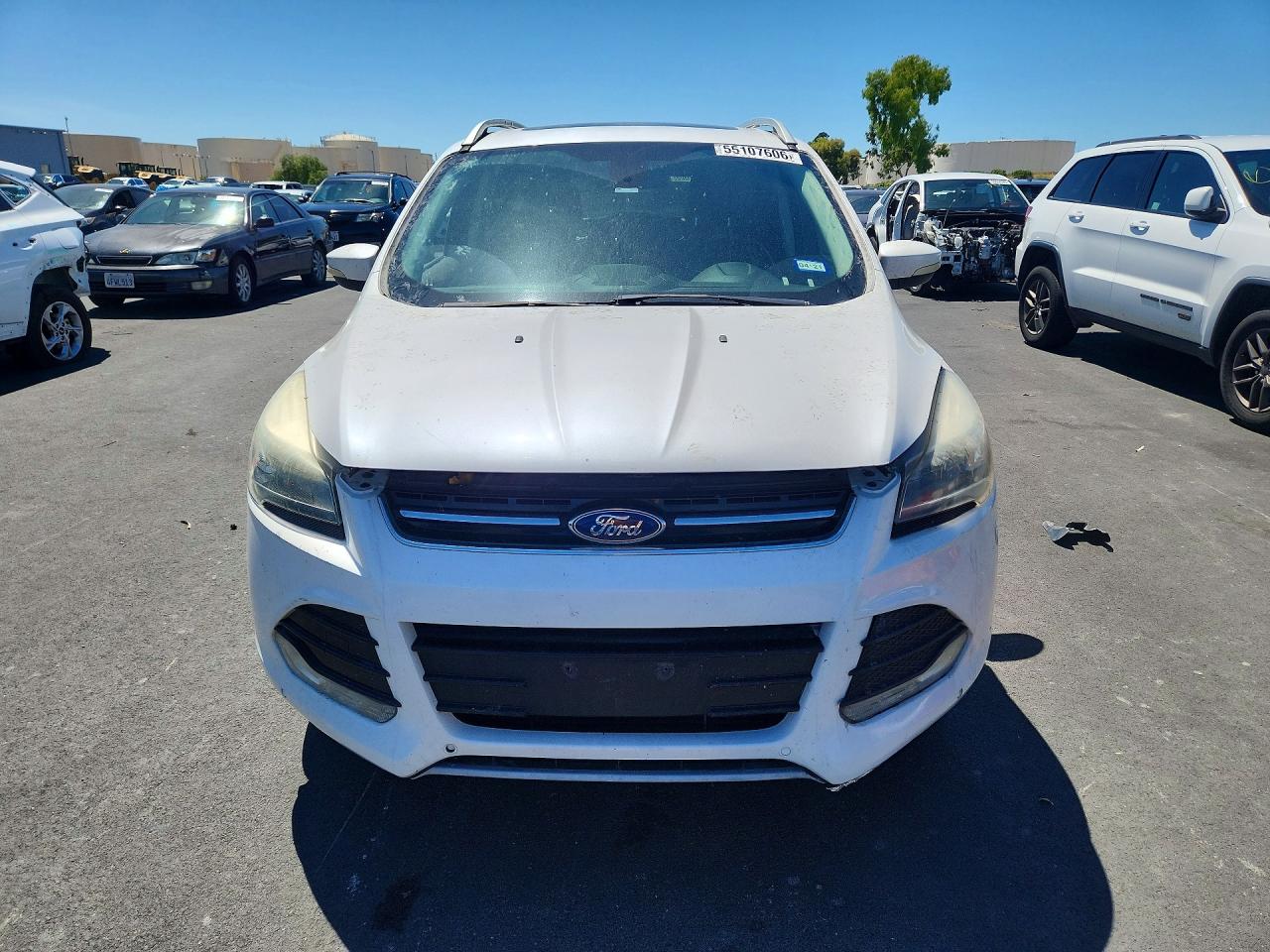2014 Ford Escape Titanium White vin: 1FMCU0J99EUE38882