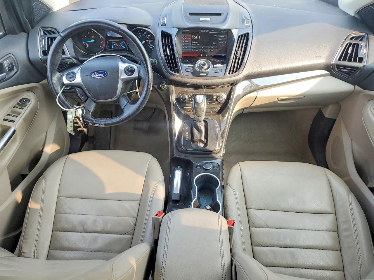 2015 Ford Escape Titanium Burgundy vin: 1FMCU0J99FUA69023