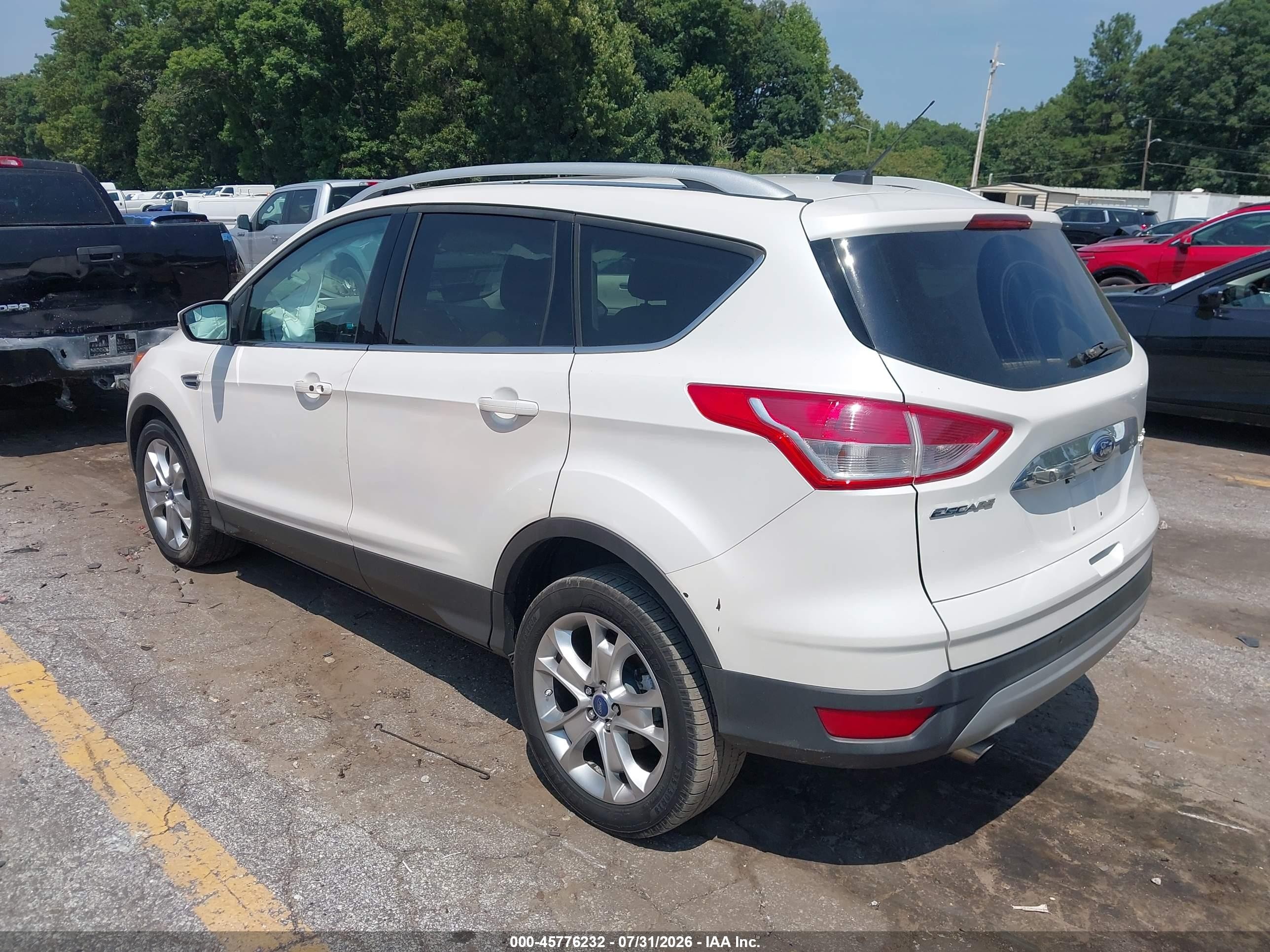 2015 Ford Escape Titanium White vin: 1FMCU0J99FUA99025