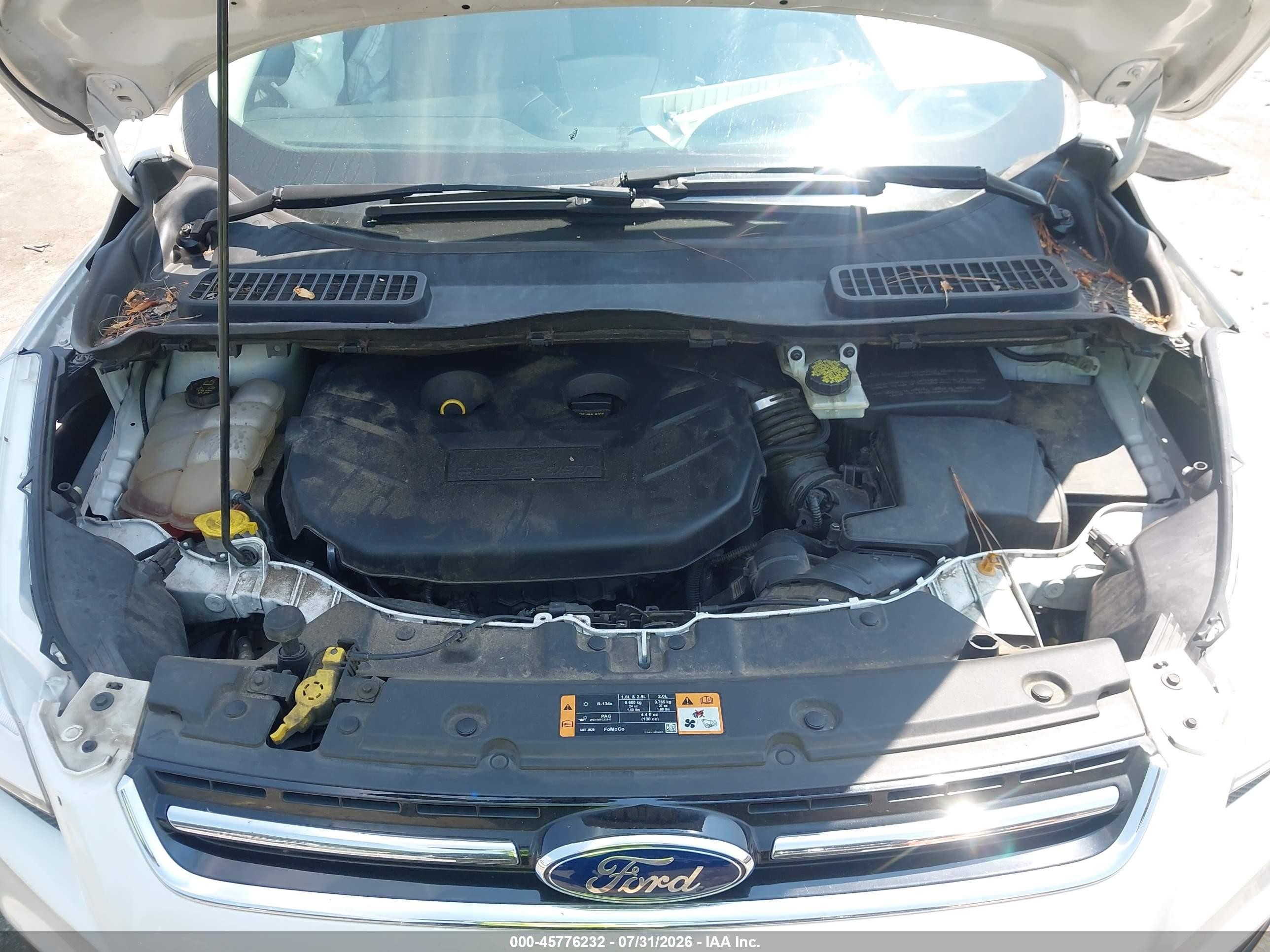 2015 Ford Escape Titanium White vin: 1FMCU0J99FUA99025