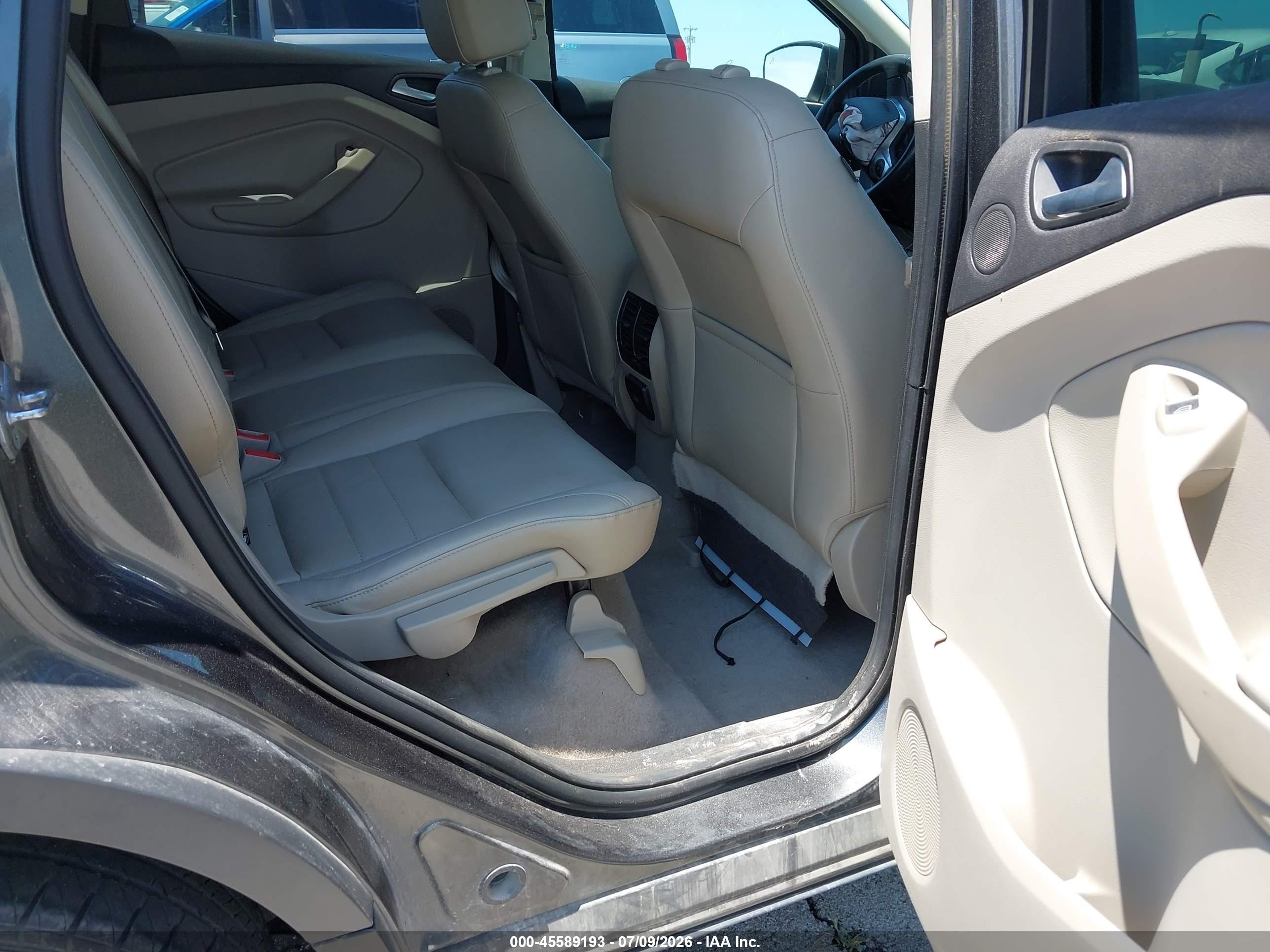 2015 Ford Escape Titanium Gray vin: 1FMCU0J99FUC01780