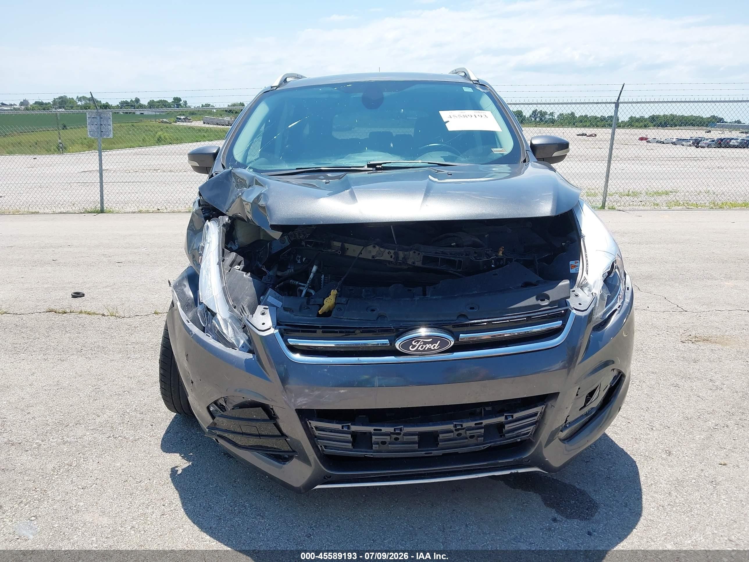 2015 Ford Escape Titanium Gray vin: 1FMCU0J99FUC01780