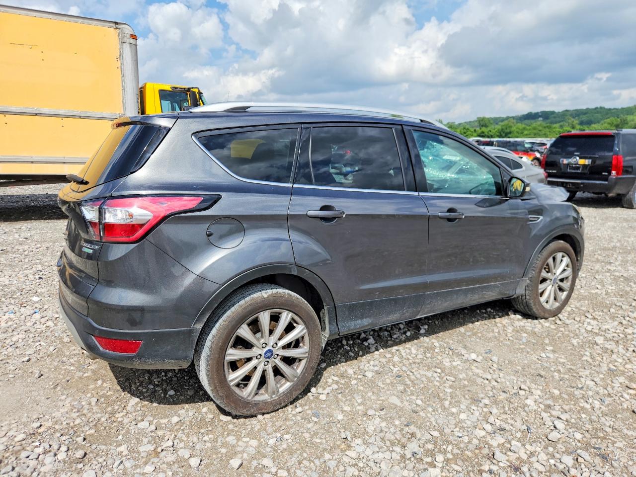 2017 Ford Escape Titanium Угольный vin: 1FMCU0J99HUC13561