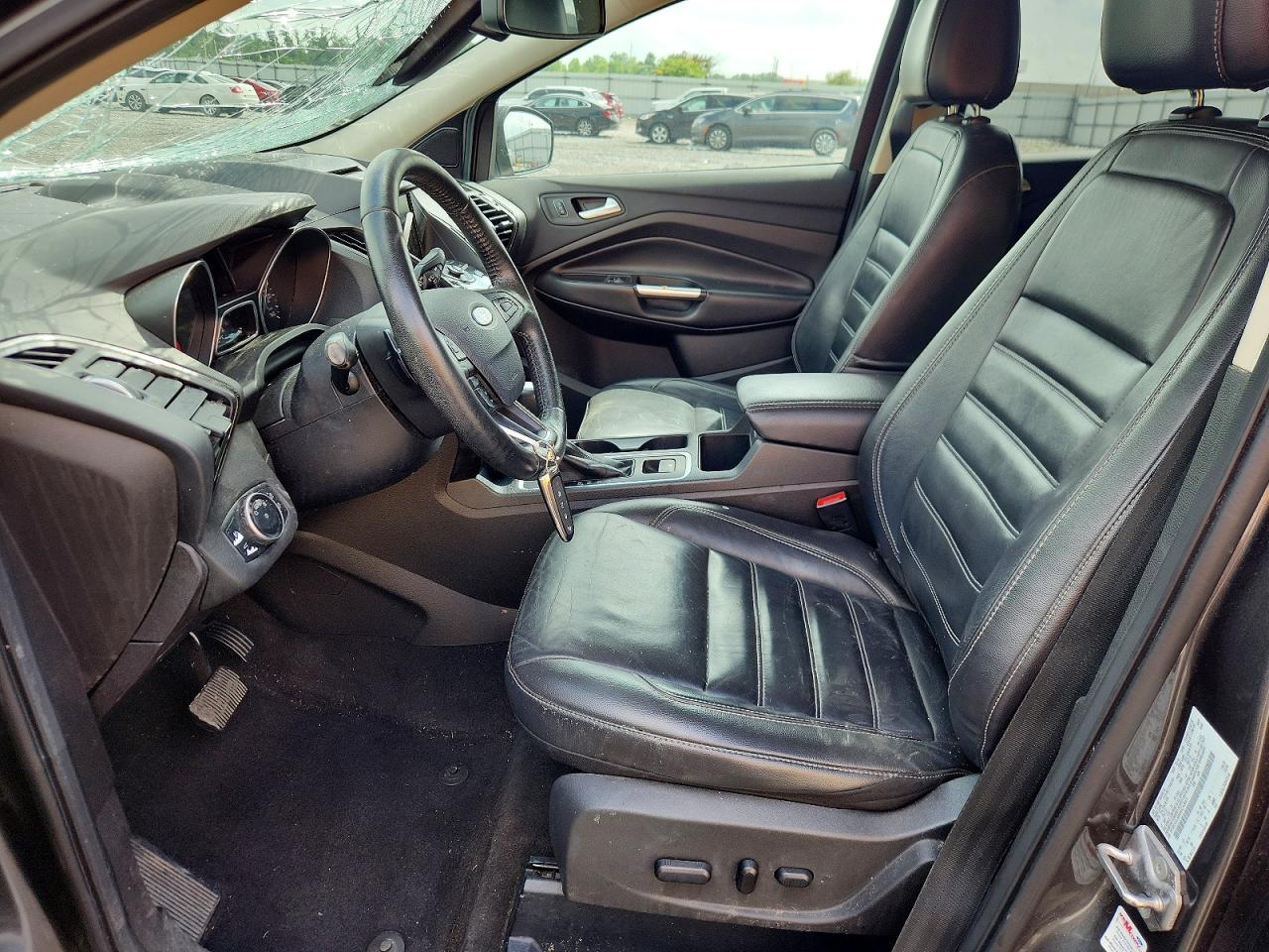 2017 Ford Escape Titanium Угольный vin: 1FMCU0J99HUC13561