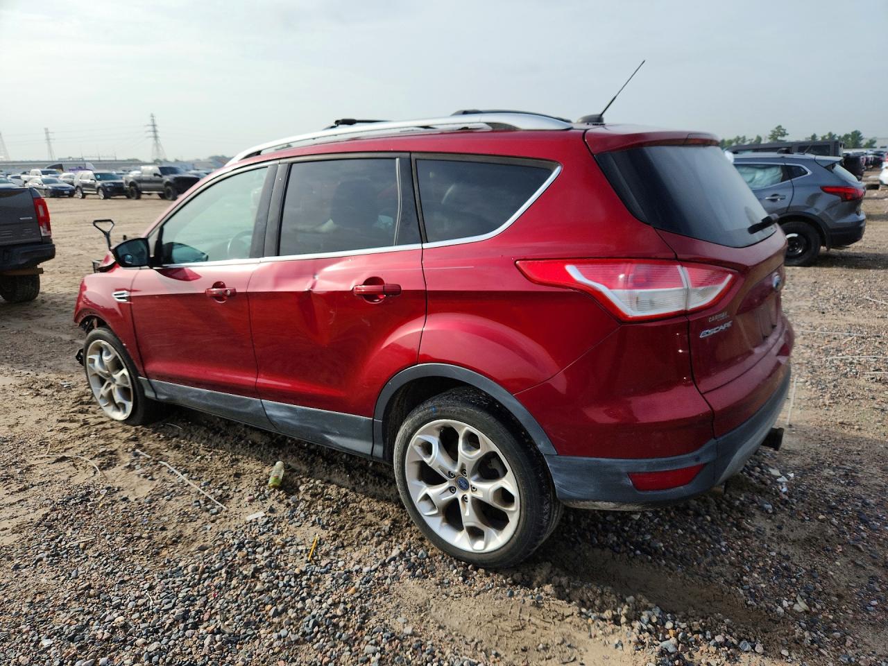 2013 Ford Escape Titanium Red vin: 1FMCU0J9XDUC09173