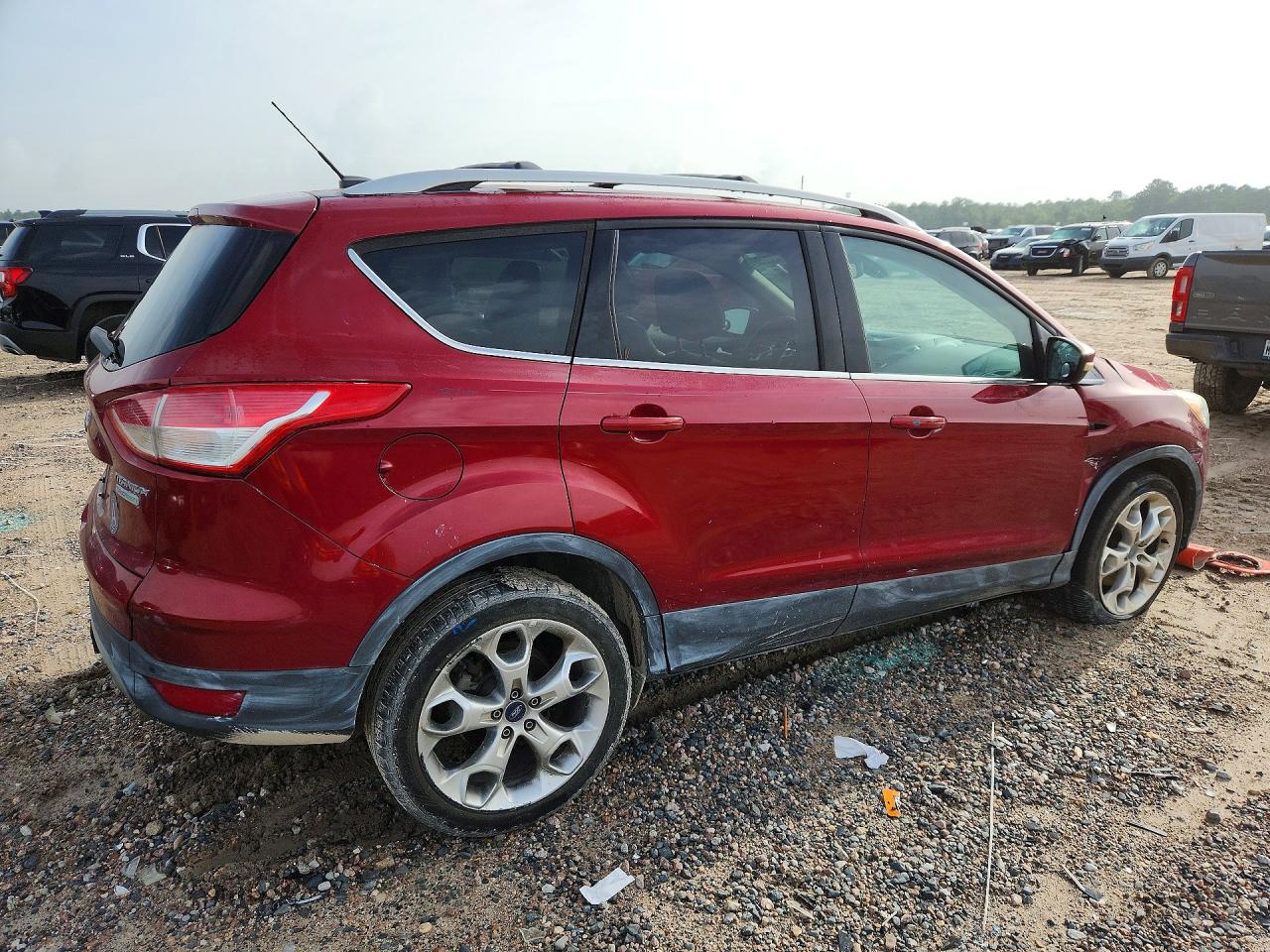 2013 Ford Escape Titanium Red vin: 1FMCU0J9XDUC09173