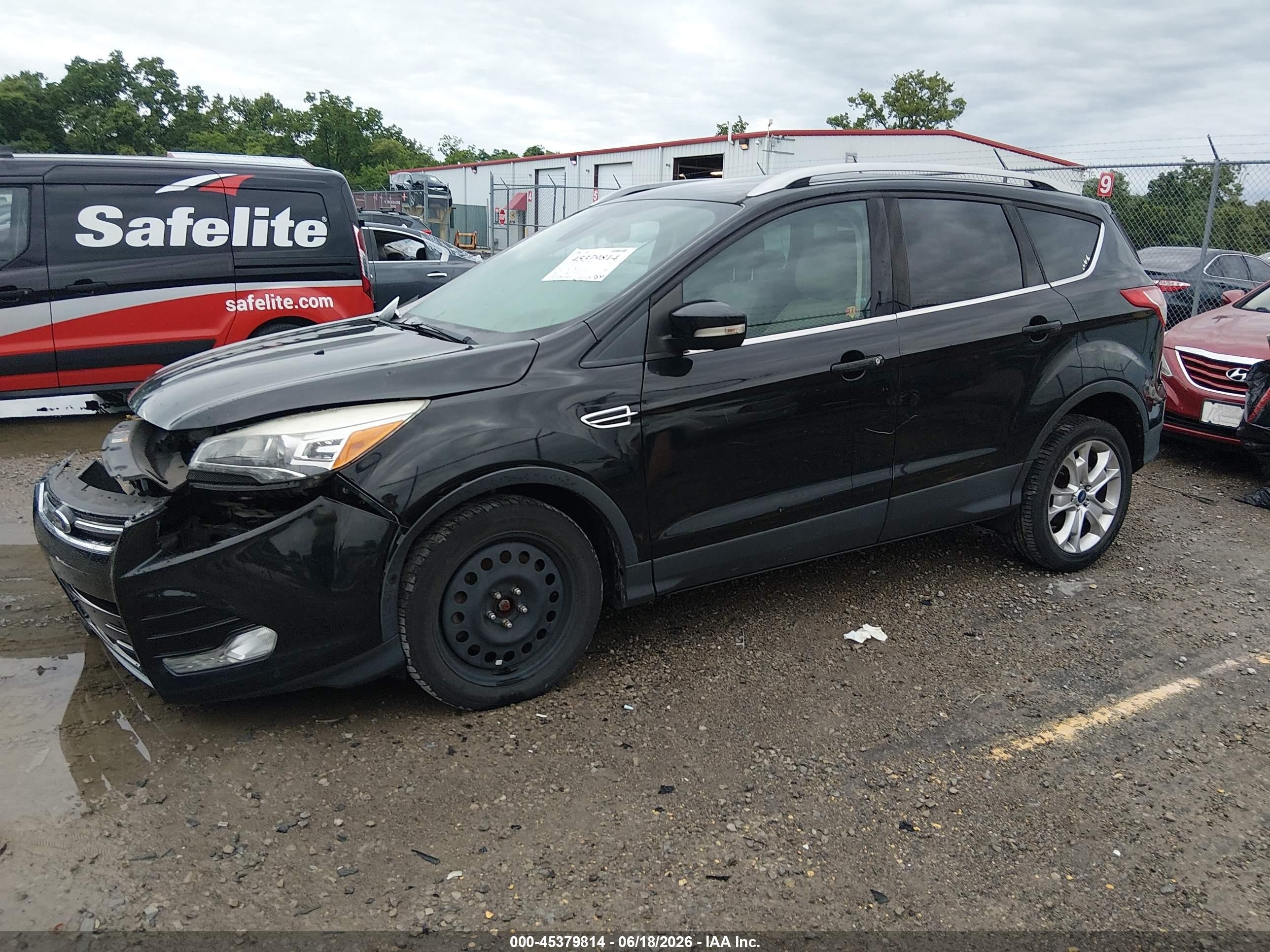 2014 Ford Escape Titanium Черный vin: 1FMCU0J9XEUA36868