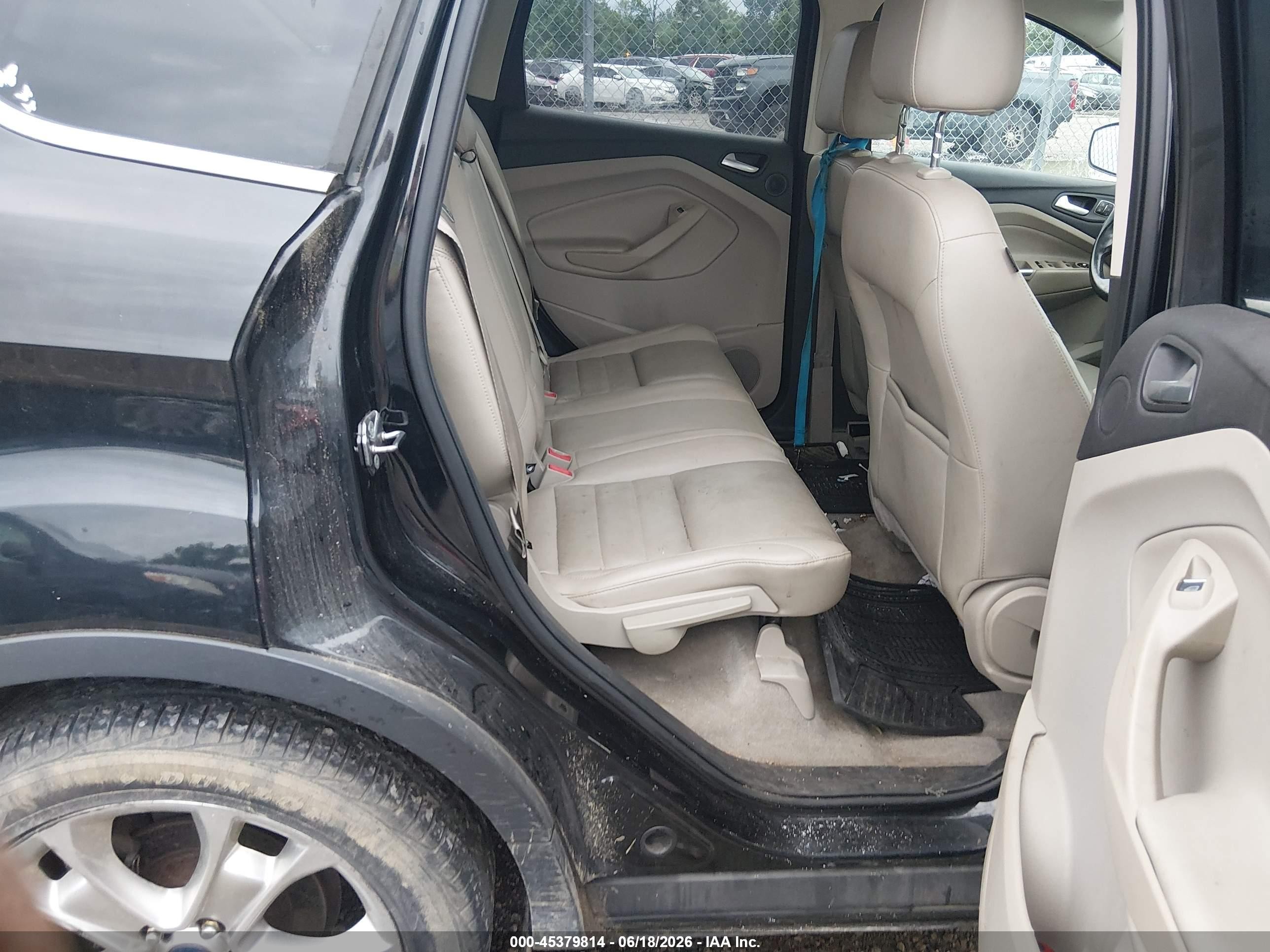 2014 Ford Escape Titanium Черный vin: 1FMCU0J9XEUA36868