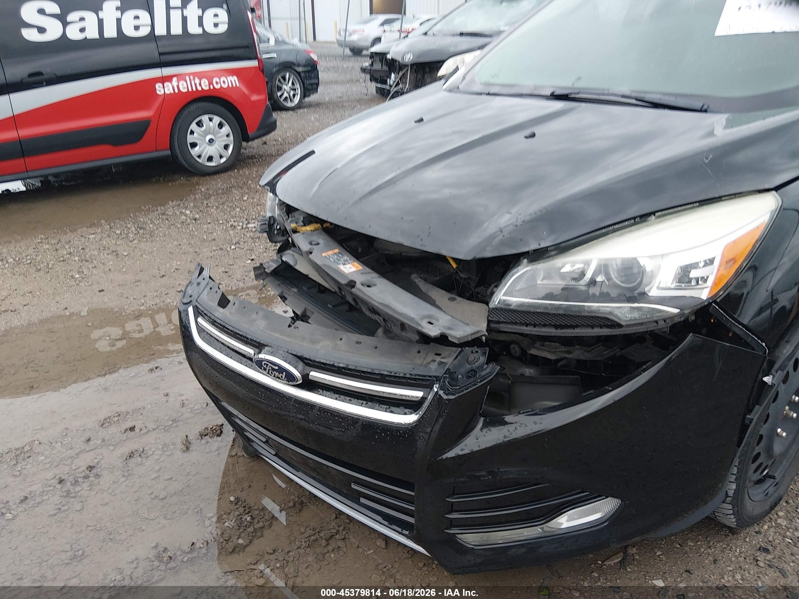 2014 Ford Escape Titanium Черный vin: 1FMCU0J9XEUA36868