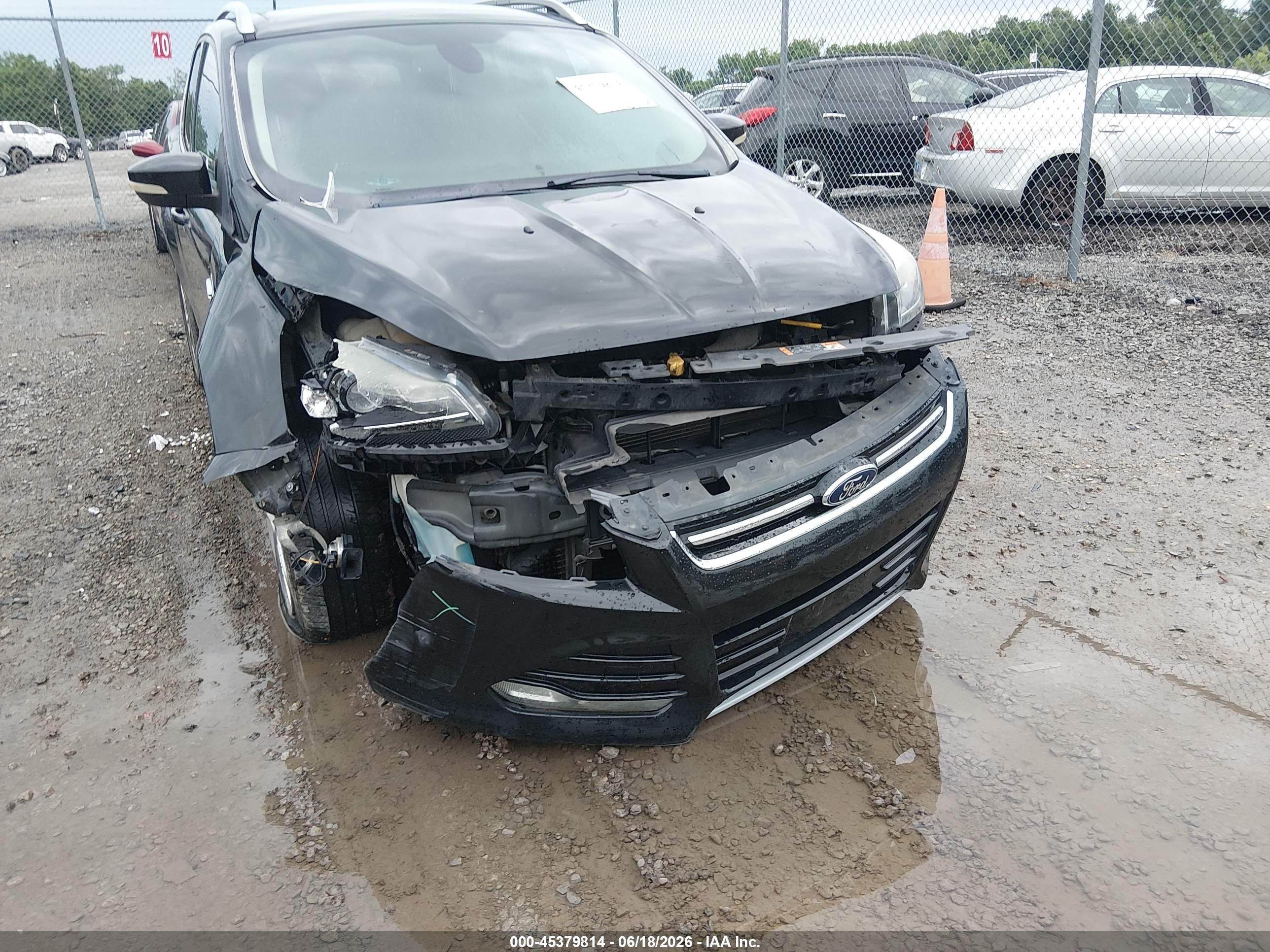 2014 Ford Escape Titanium Черный vin: 1FMCU0J9XEUA36868