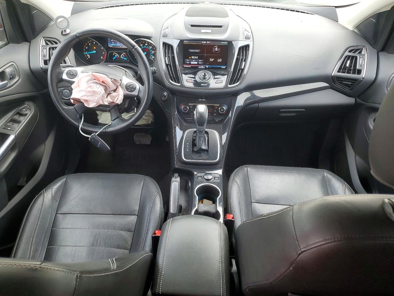 2014 Ford Escape Titanium Burgundy vin: 1FMCU0J9XEUA39740