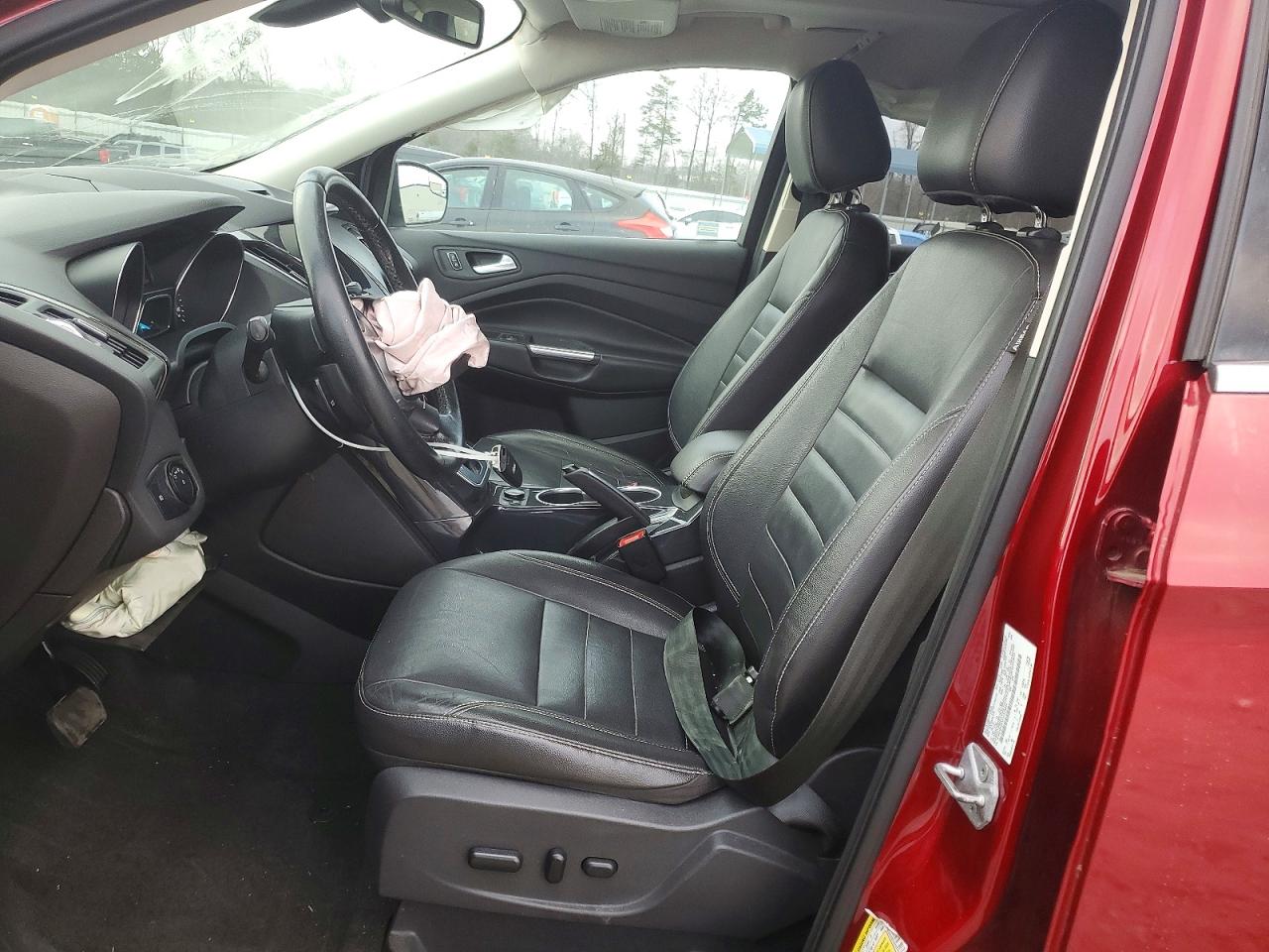 2014 Ford Escape Titanium Burgundy vin: 1FMCU0J9XEUA39740
