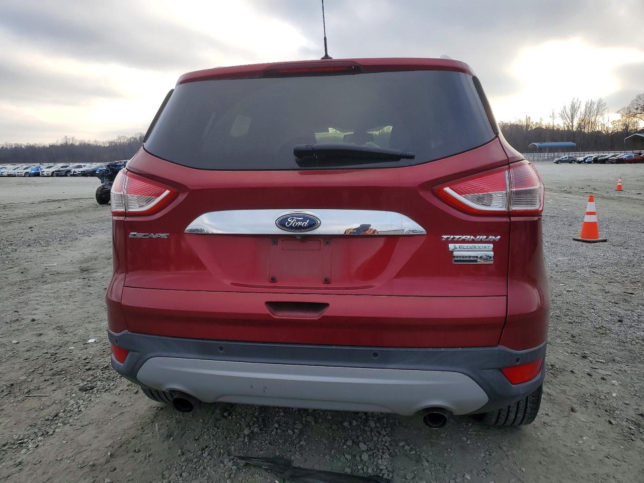 2014 Ford Escape Titanium Burgundy vin: 1FMCU0J9XEUA39740