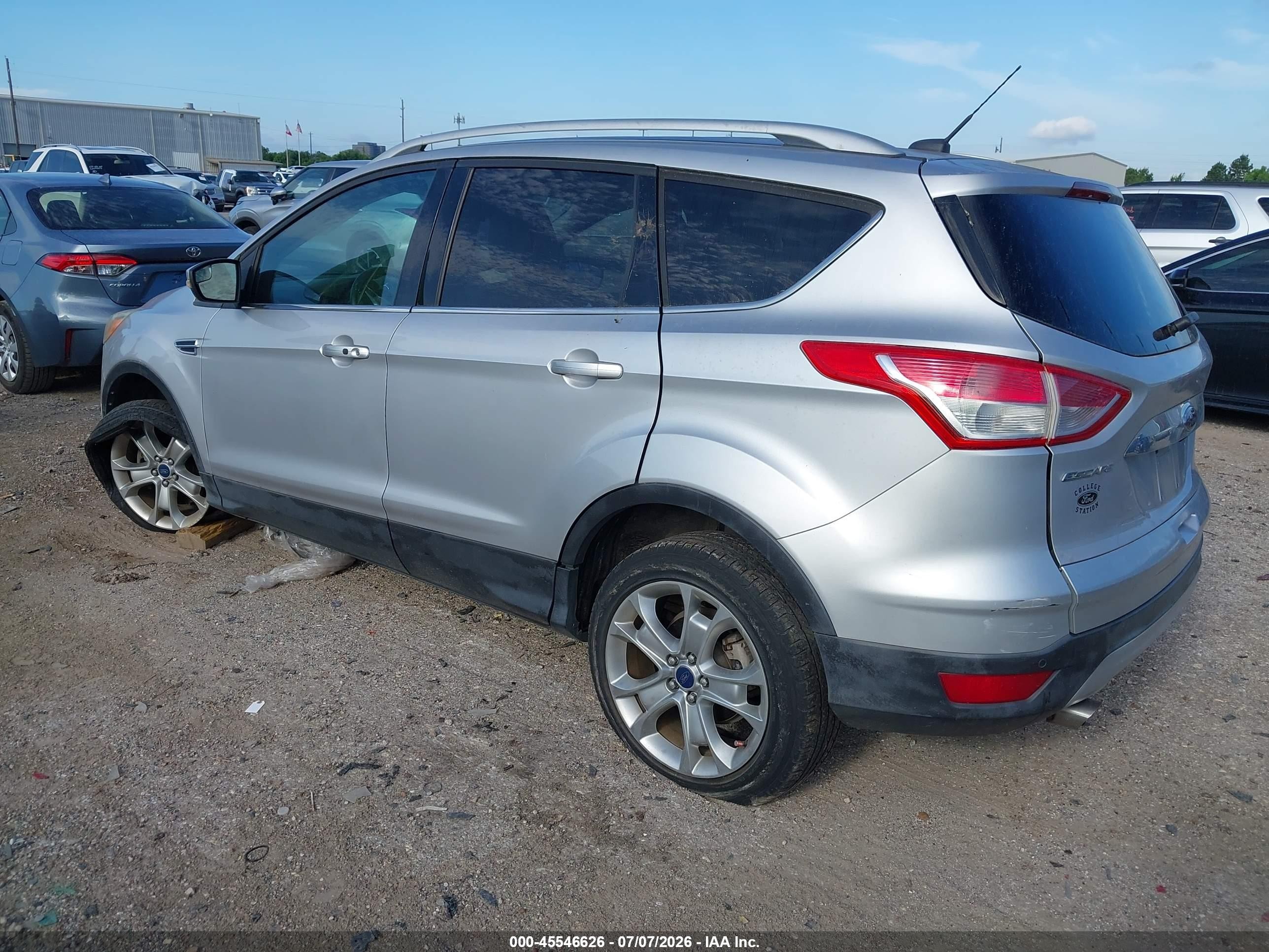 2014 Ford Escape Titanium Серебряный vin: 1FMCU0J9XEUA79493