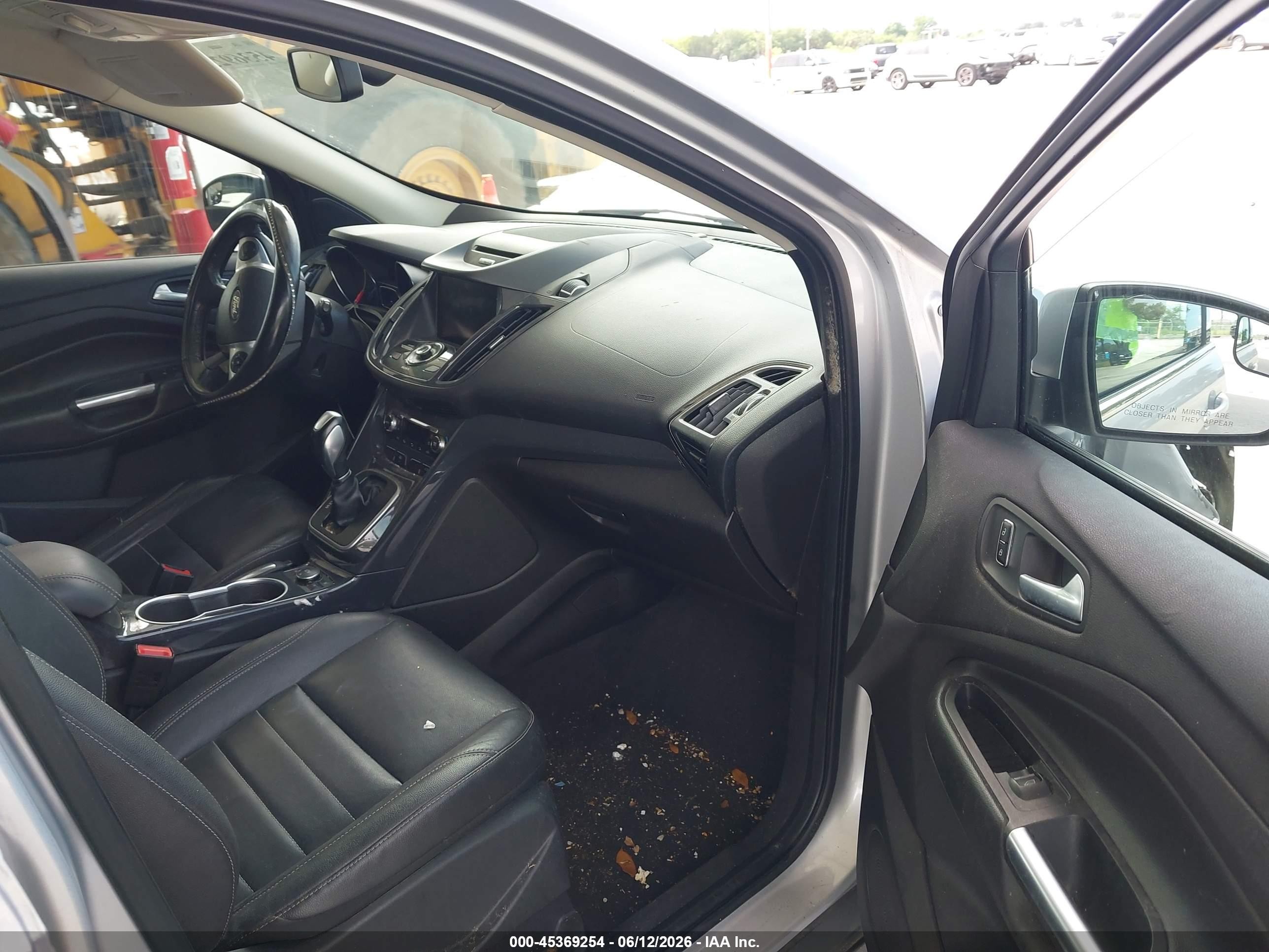 2014 Ford Escape Titanium Silver vin: 1FMCU0J9XEUB55519