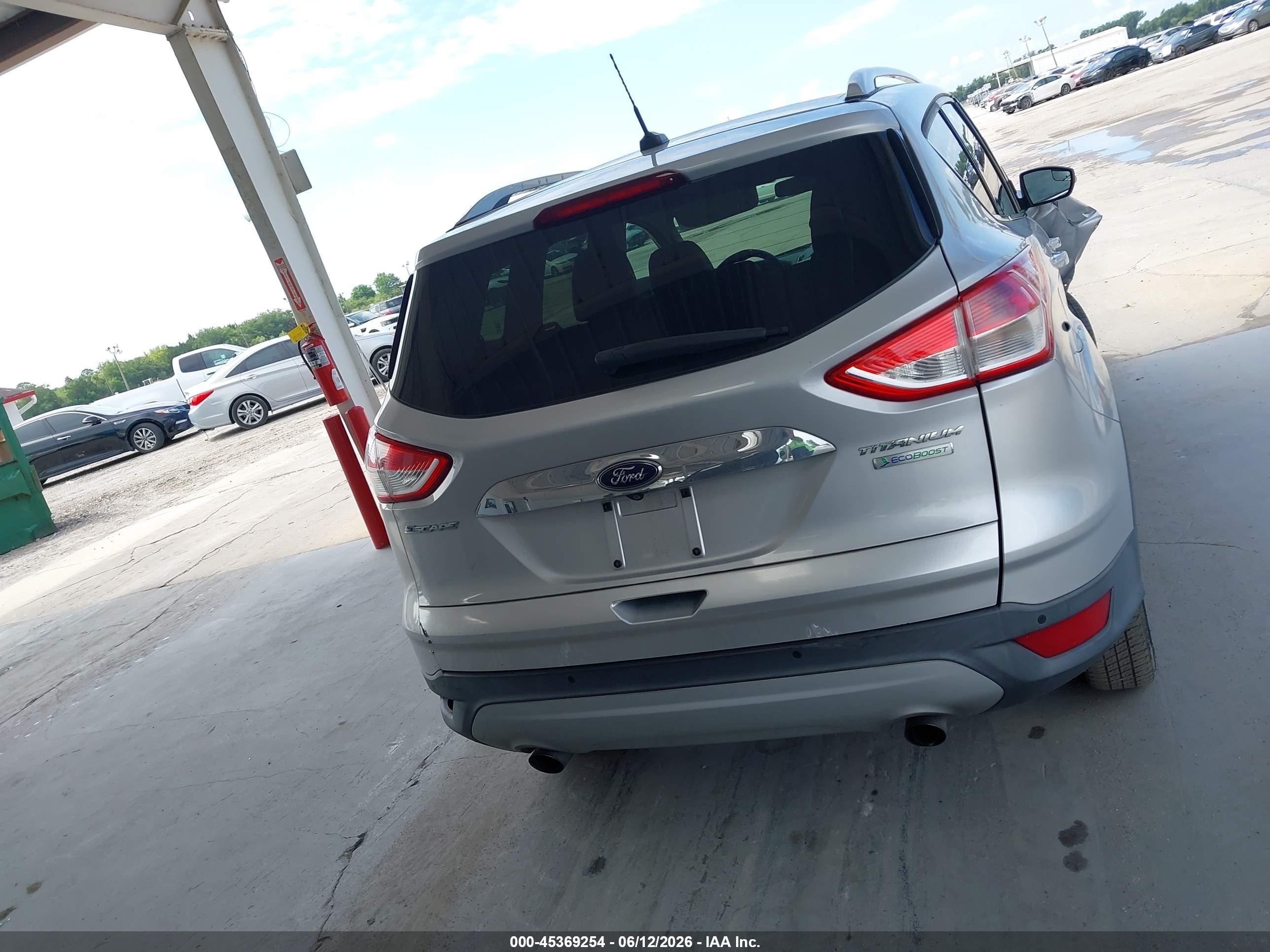 2014 Ford Escape Titanium Silver vin: 1FMCU0J9XEUB55519