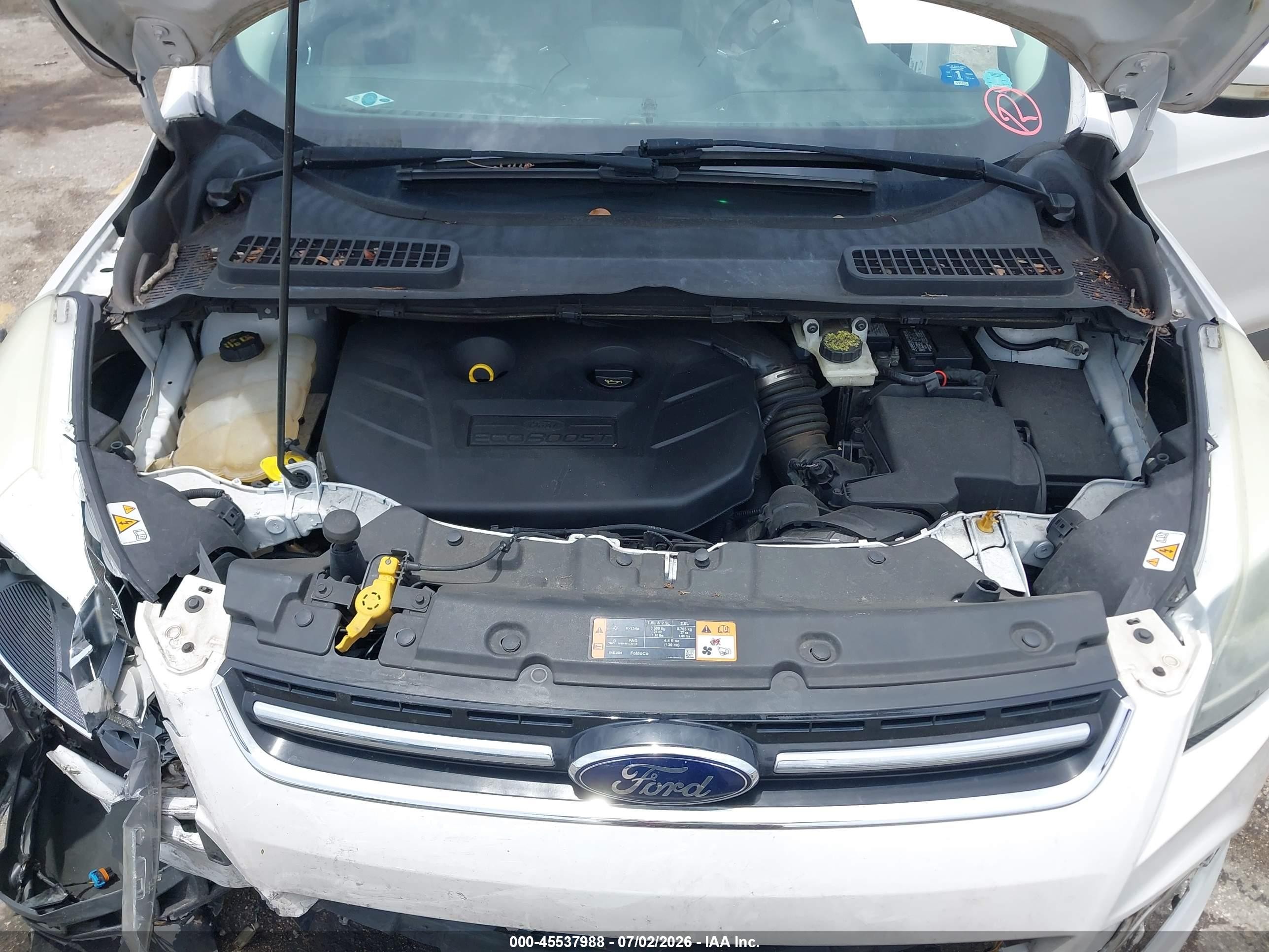2014 Ford Escape Titanium White vin: 1FMCU0J9XEUC16612
