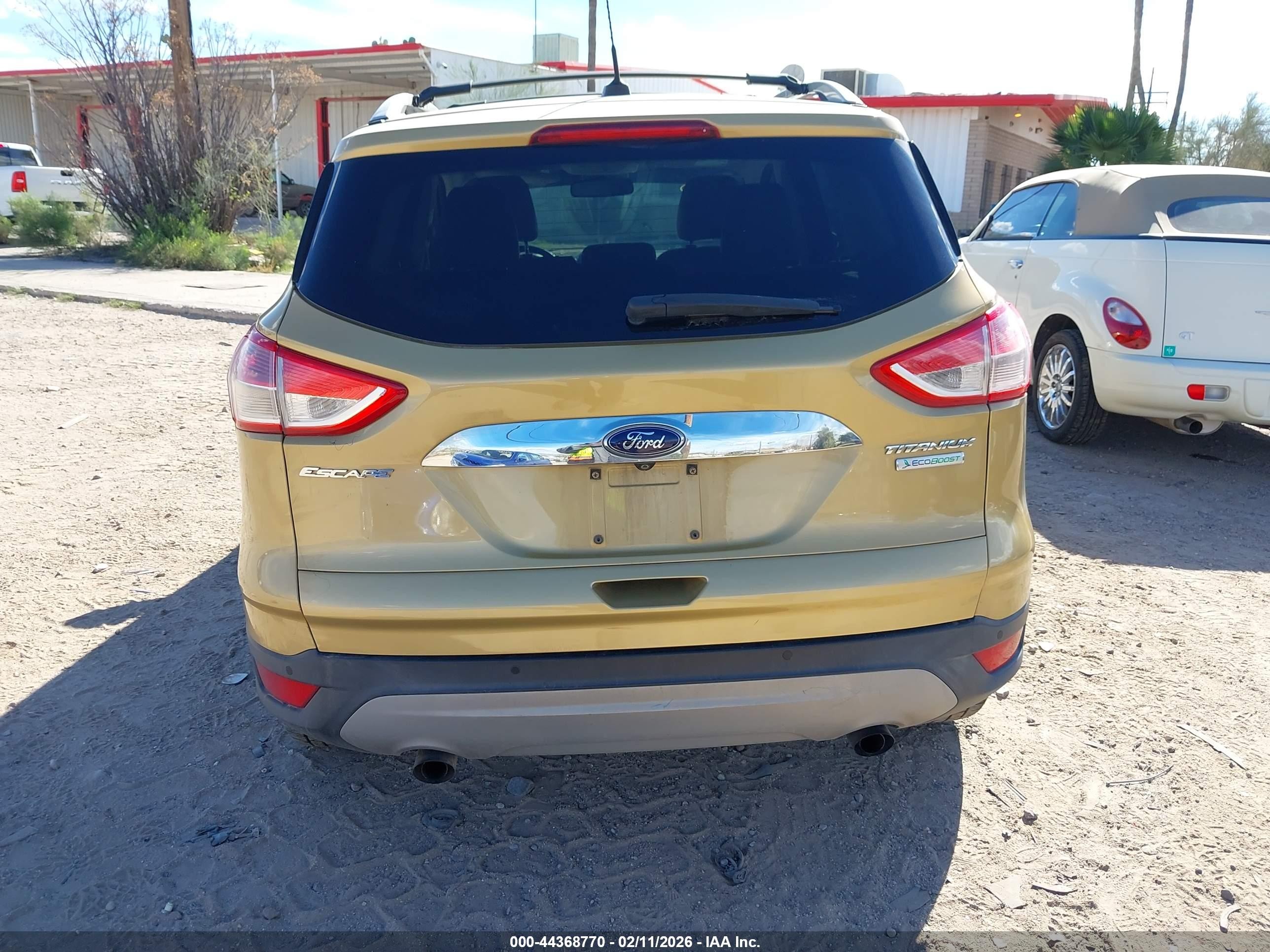 2014 Ford Escape Titanium Золотой vin: 1FMCU0J9XEUE22206