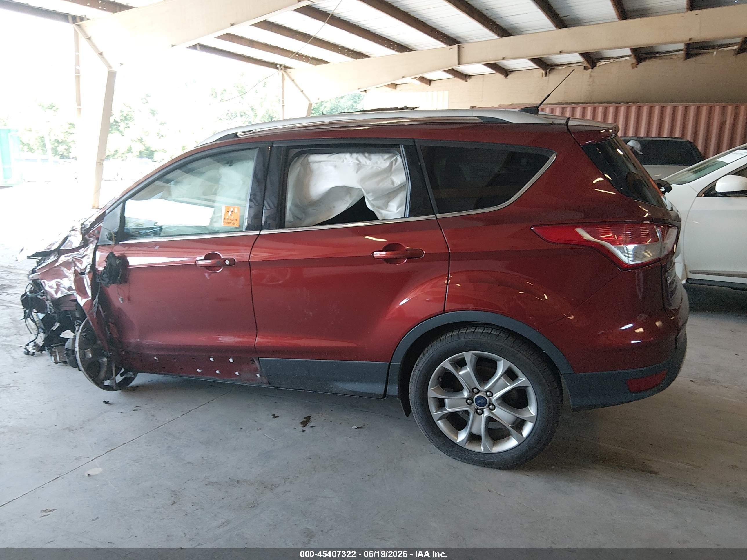 2015 Ford Escape Titanium Red vin: 1FMCU0J9XFUA68852