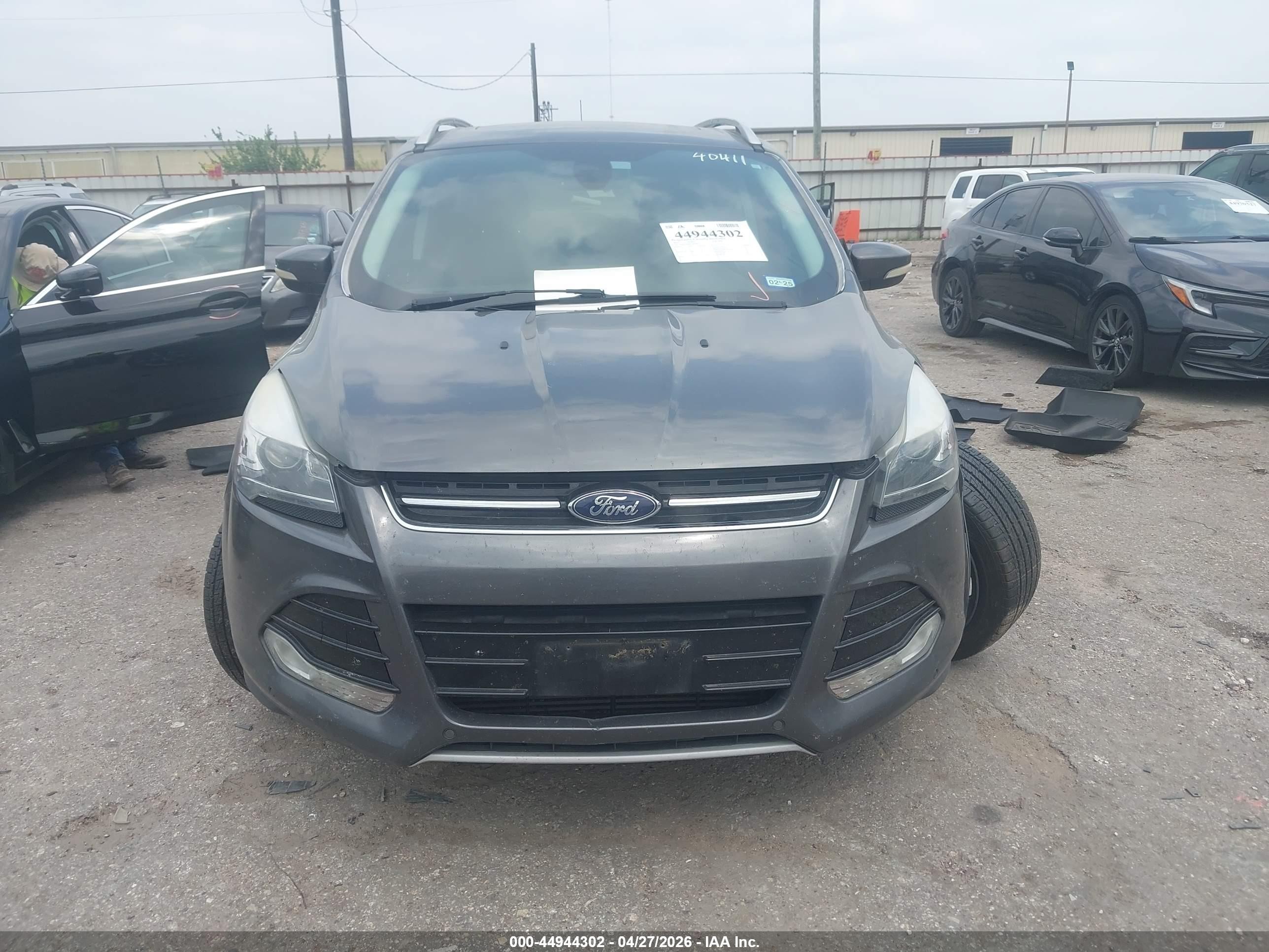 2015 Ford Escape Titanium Gray vin: 1FMCU0J9XFUB39595