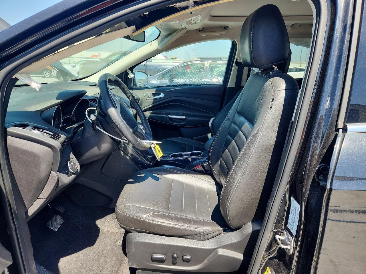 2015 Ford Escape Titanium Black vin: 1FMCU0J9XFUC07569