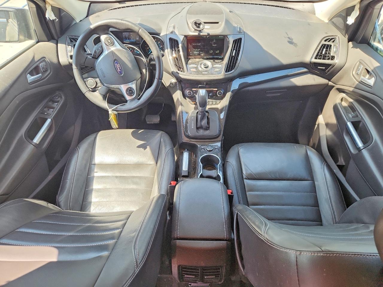 2015 Ford Escape Titanium Black vin: 1FMCU0J9XFUC07569