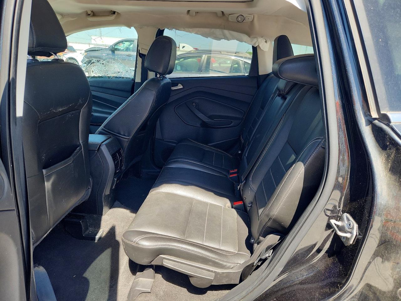 2015 Ford Escape Titanium Black vin: 1FMCU0J9XFUC07569