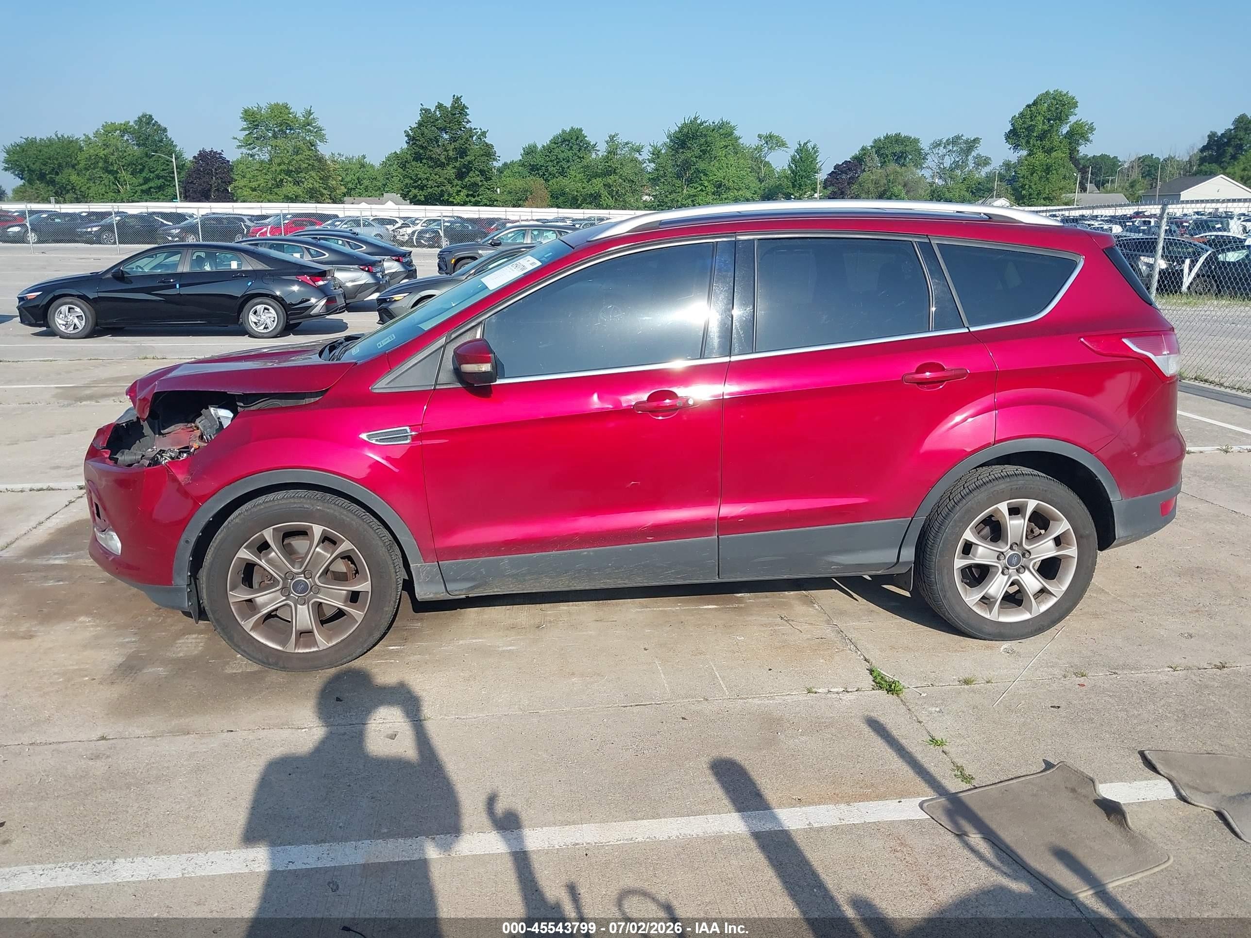 2015 Ford Escape Titanium Красный vin: 1FMCU0J9XFUC24047