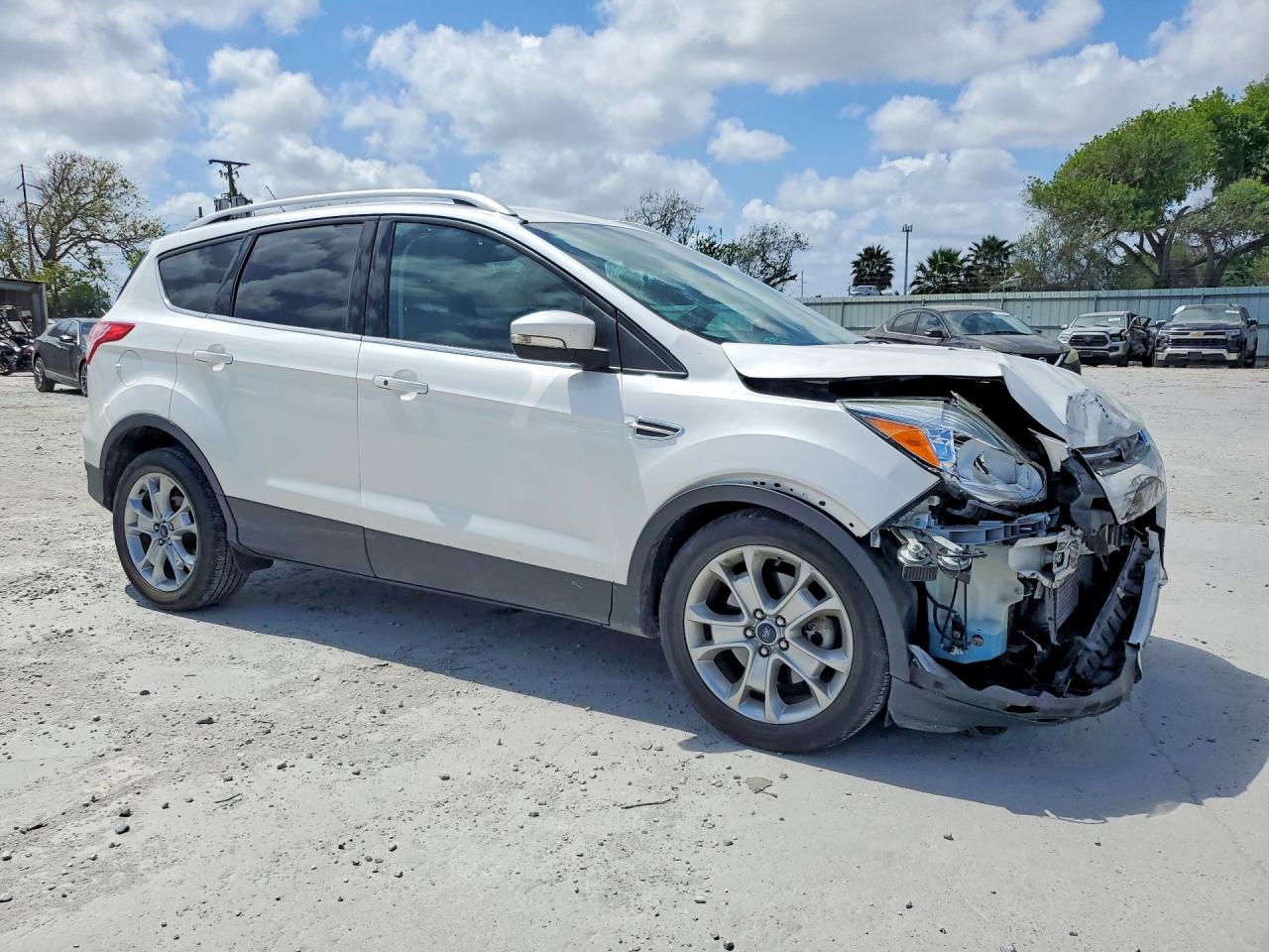 2015 Ford Escape Titanium Белый vin: 1FMCU0J9XFUC61499