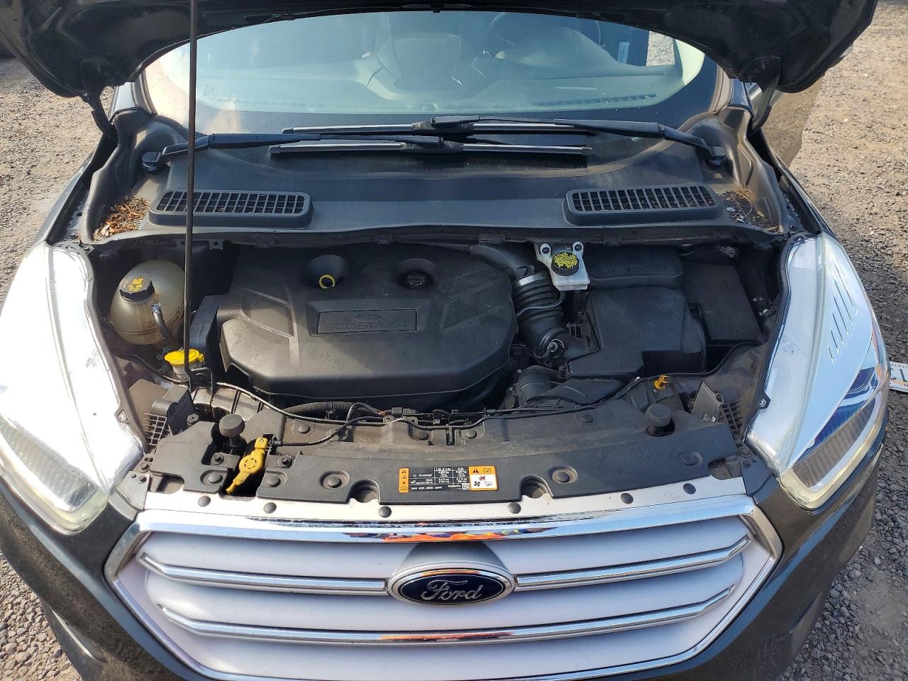 2018 Ford Escape Titanium Black vin: 1FMCU0J9XJUB95268