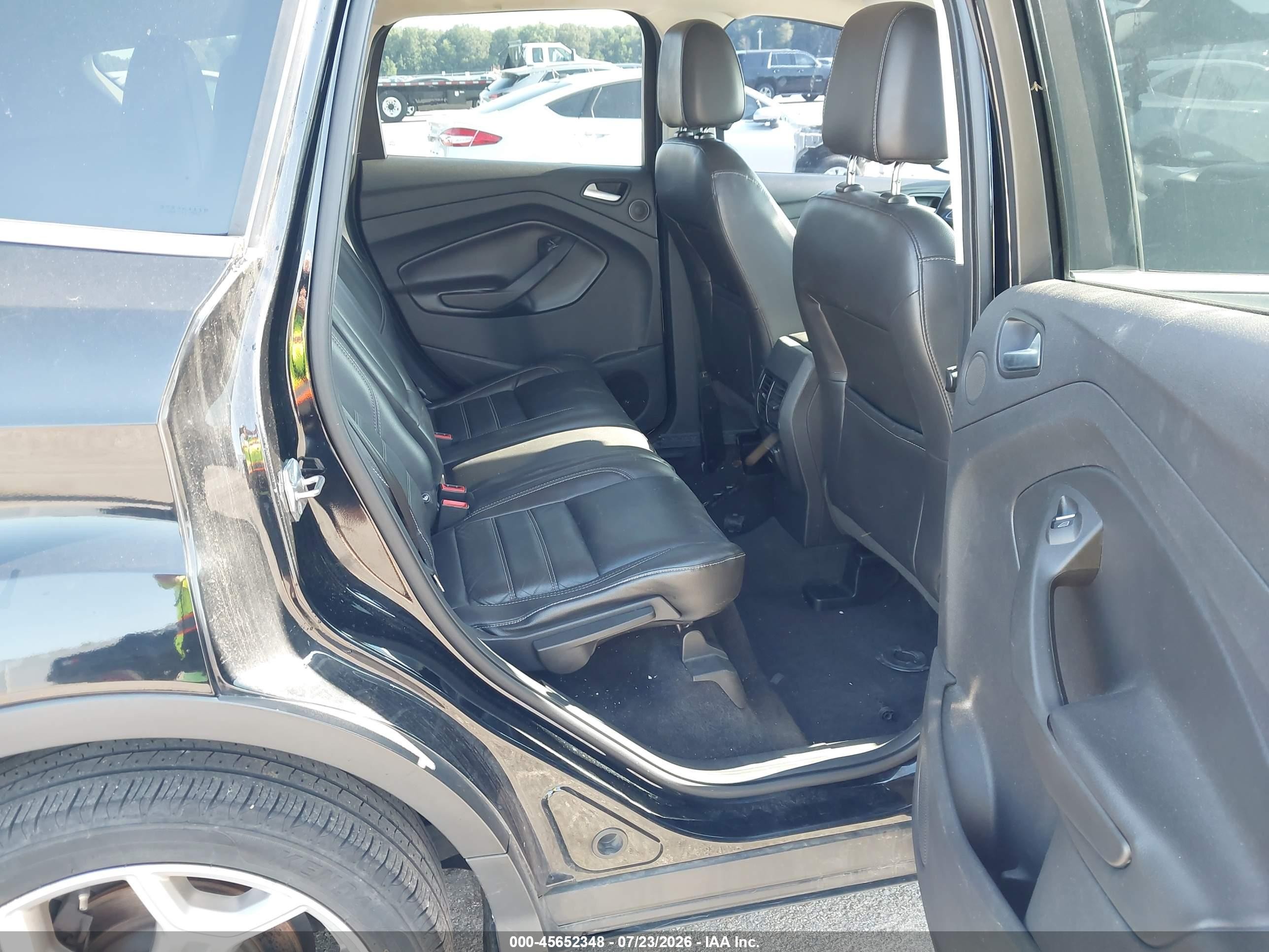 2017 Ford Escape Titanium Black vin: 1FMCU0JD1HUB12762