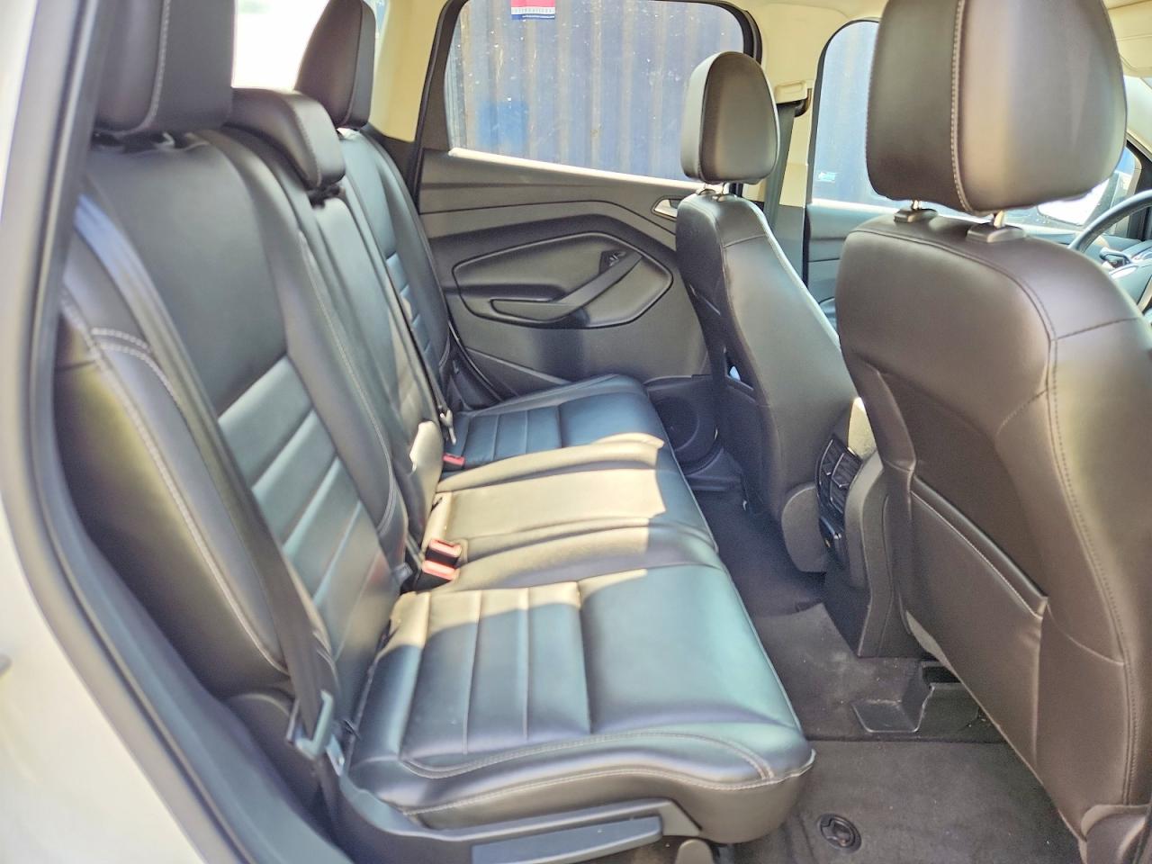 2014 Ford Escape Titanium White vin: 1FMCU0JX0EUB60050