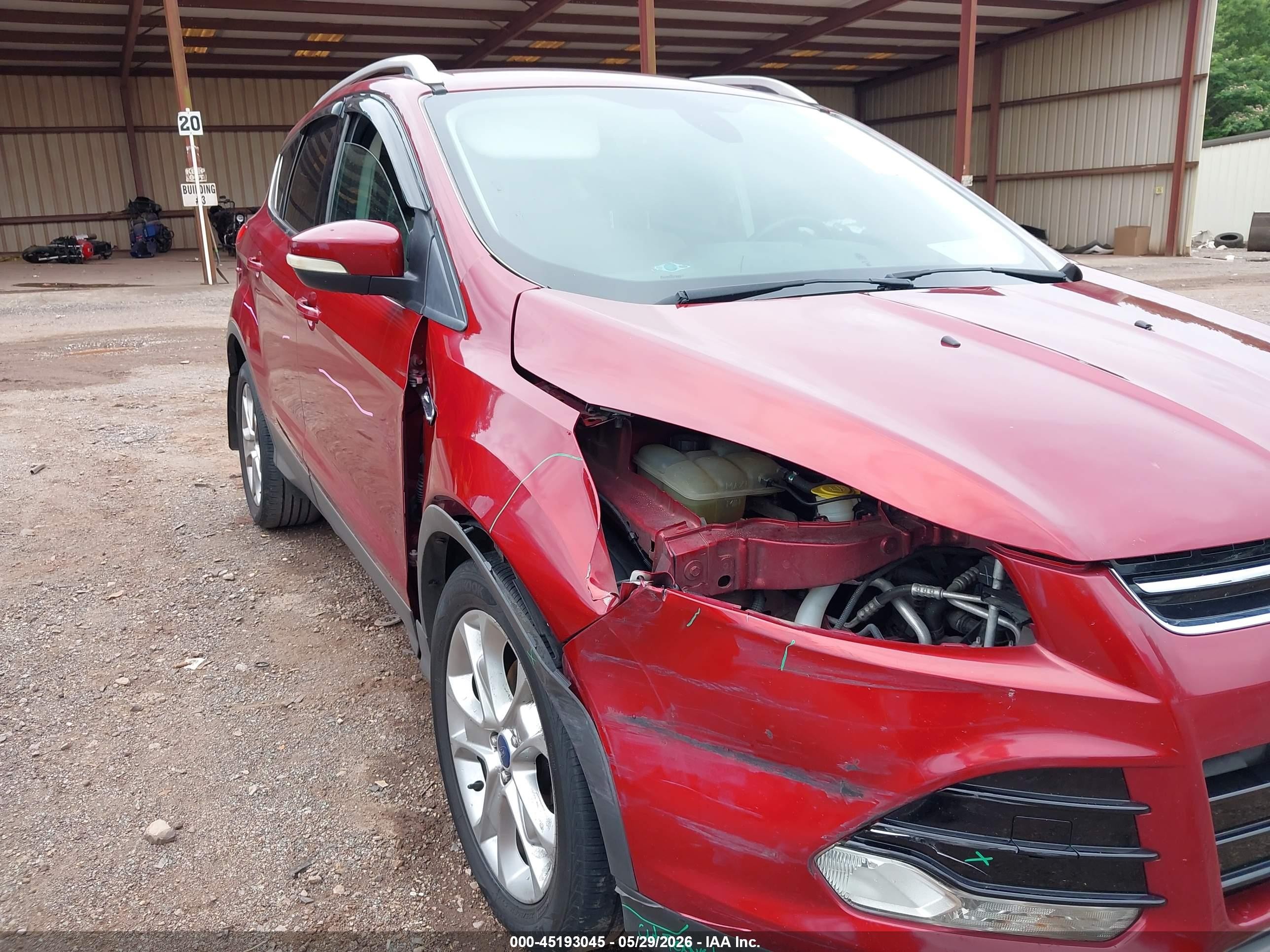 2014 Ford Escape Titanium Burgundy vin: 1FMCU0JX0EUC15225