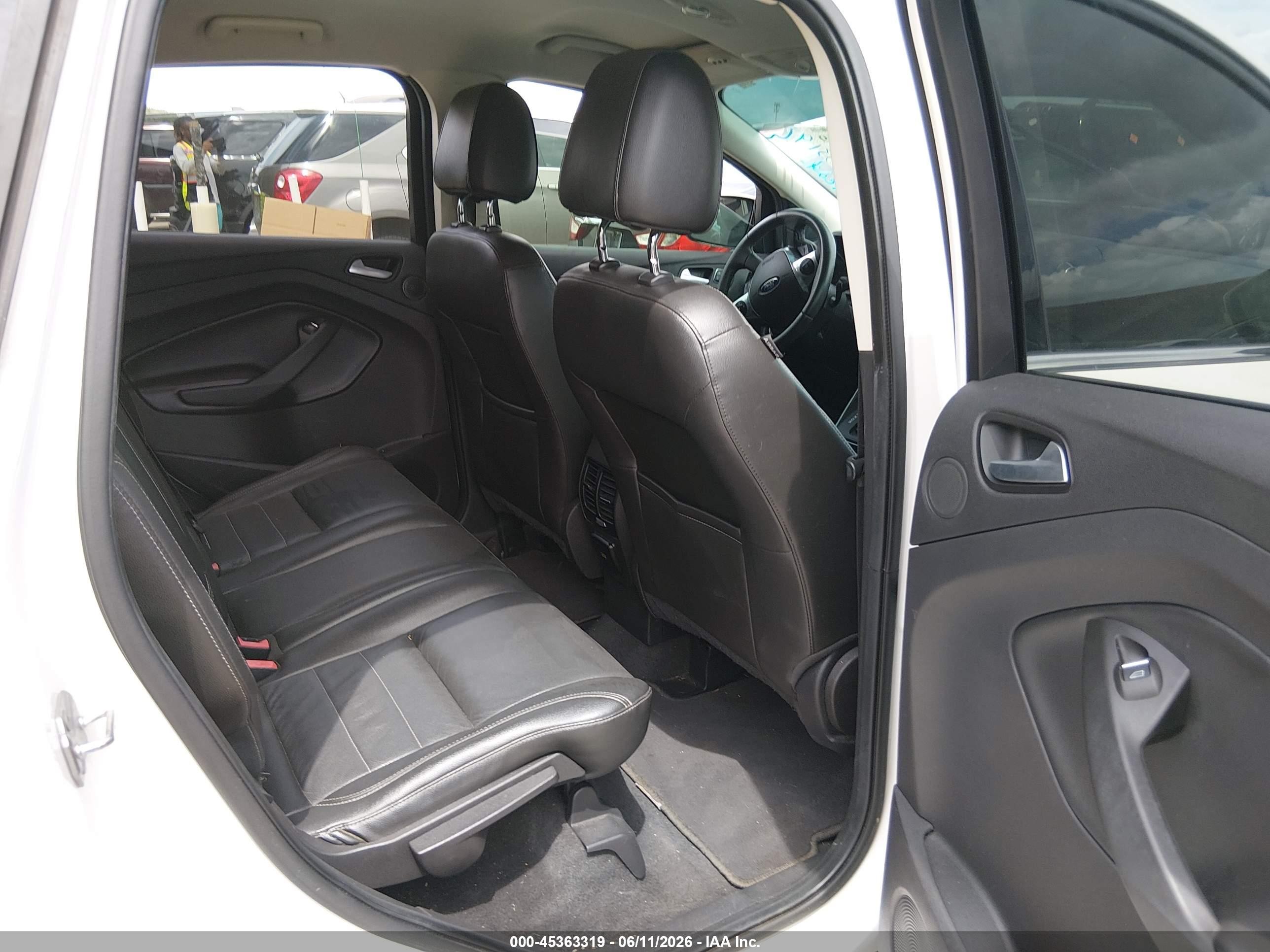 2014 Ford Escape Titanium White vin: 1FMCU0JX0EUE06983