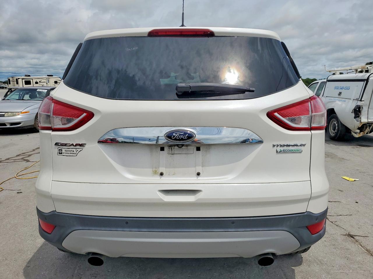 2015 Ford Escape Titanium White vin: 1FMCU0JX0FUA76909