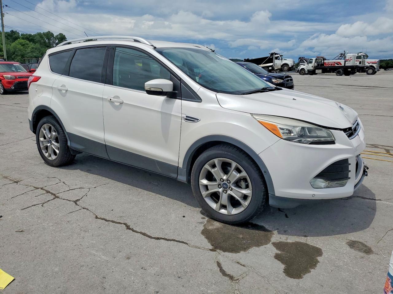 2015 Ford Escape Titanium White vin: 1FMCU0JX0FUA76909