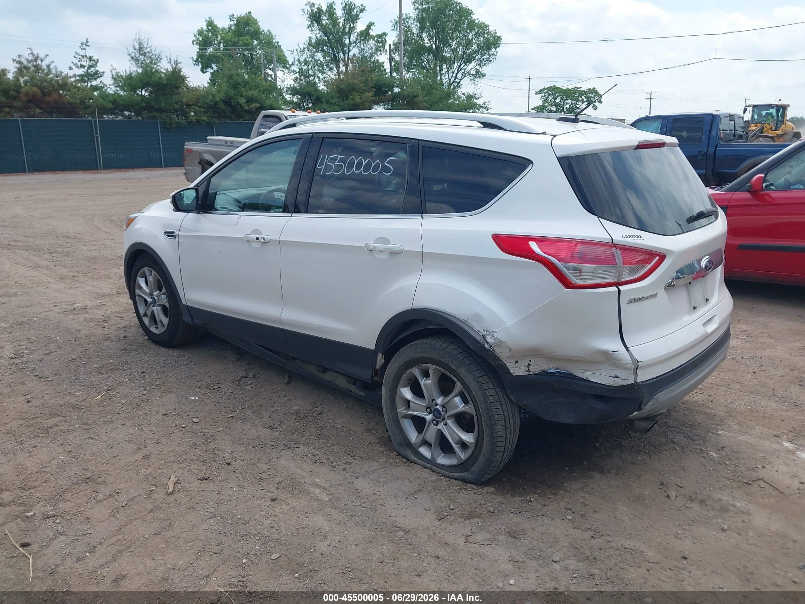2015 Ford Escape Titanium White vin: 1FMCU0JX0FUC76558