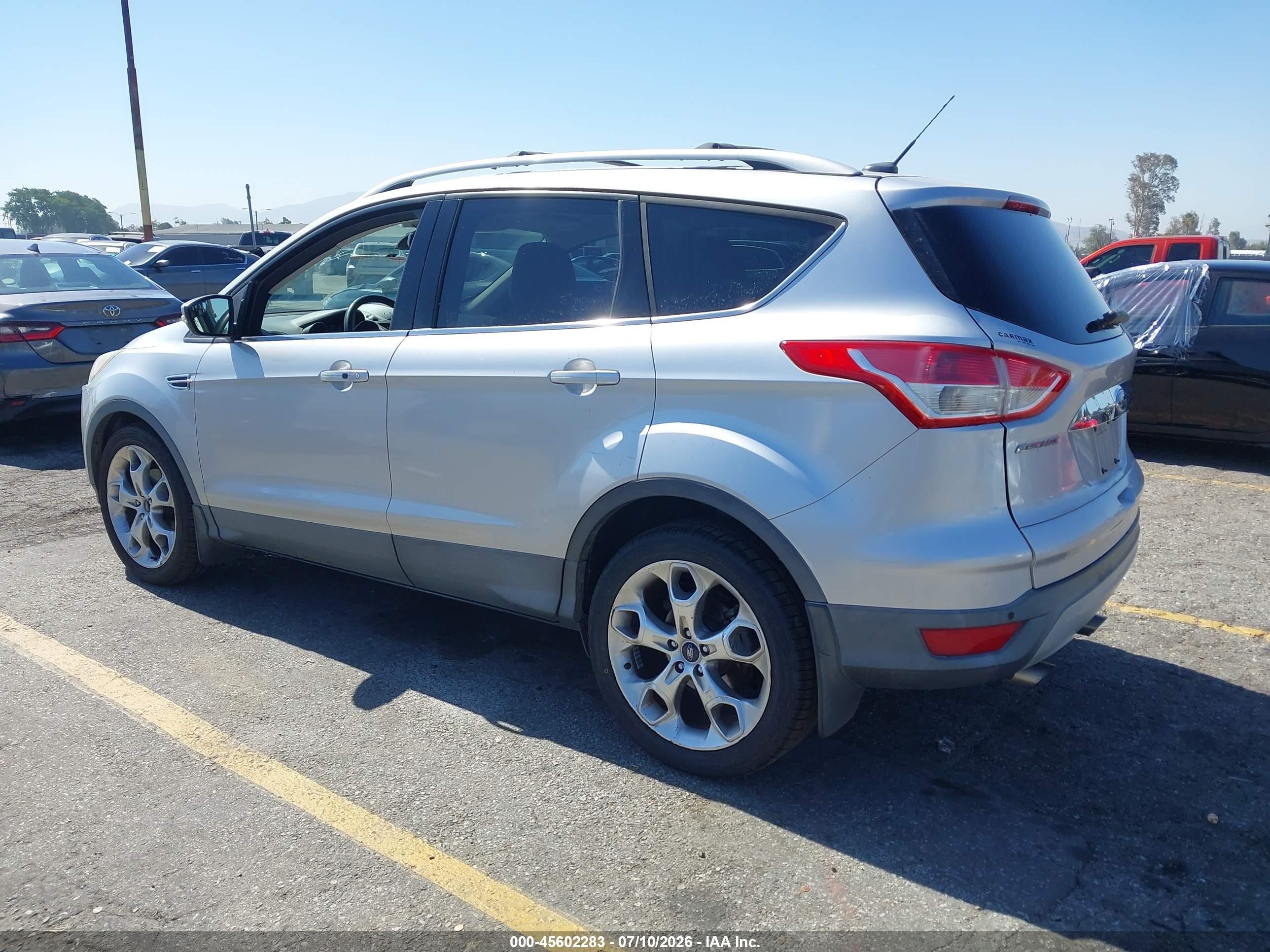 2014 Ford Escape Titanium Silver vin: 1FMCU0JX1EUA30181