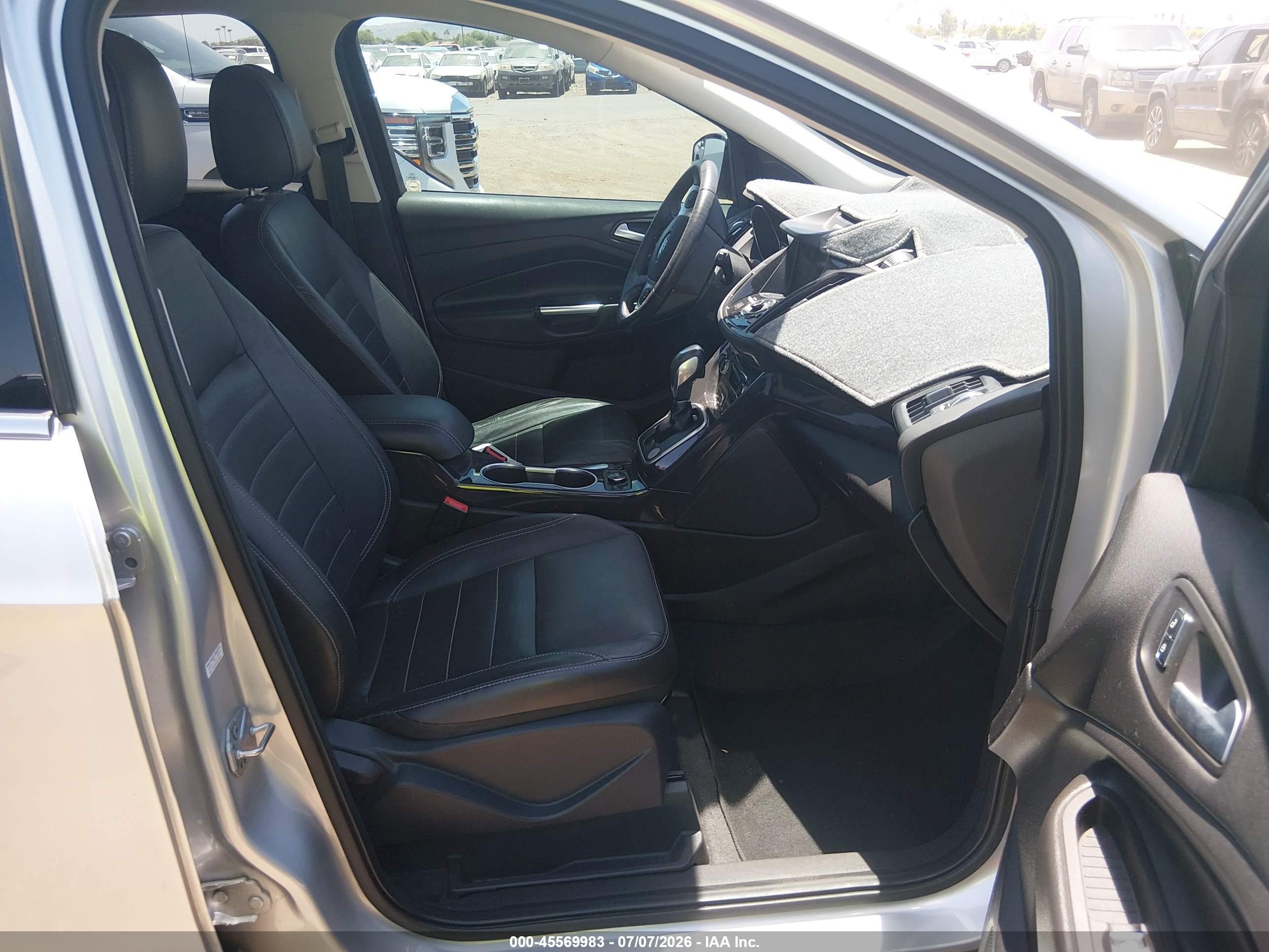 2014 Ford Escape Titanium Silver vin: 1FMCU0JX1EUA45716