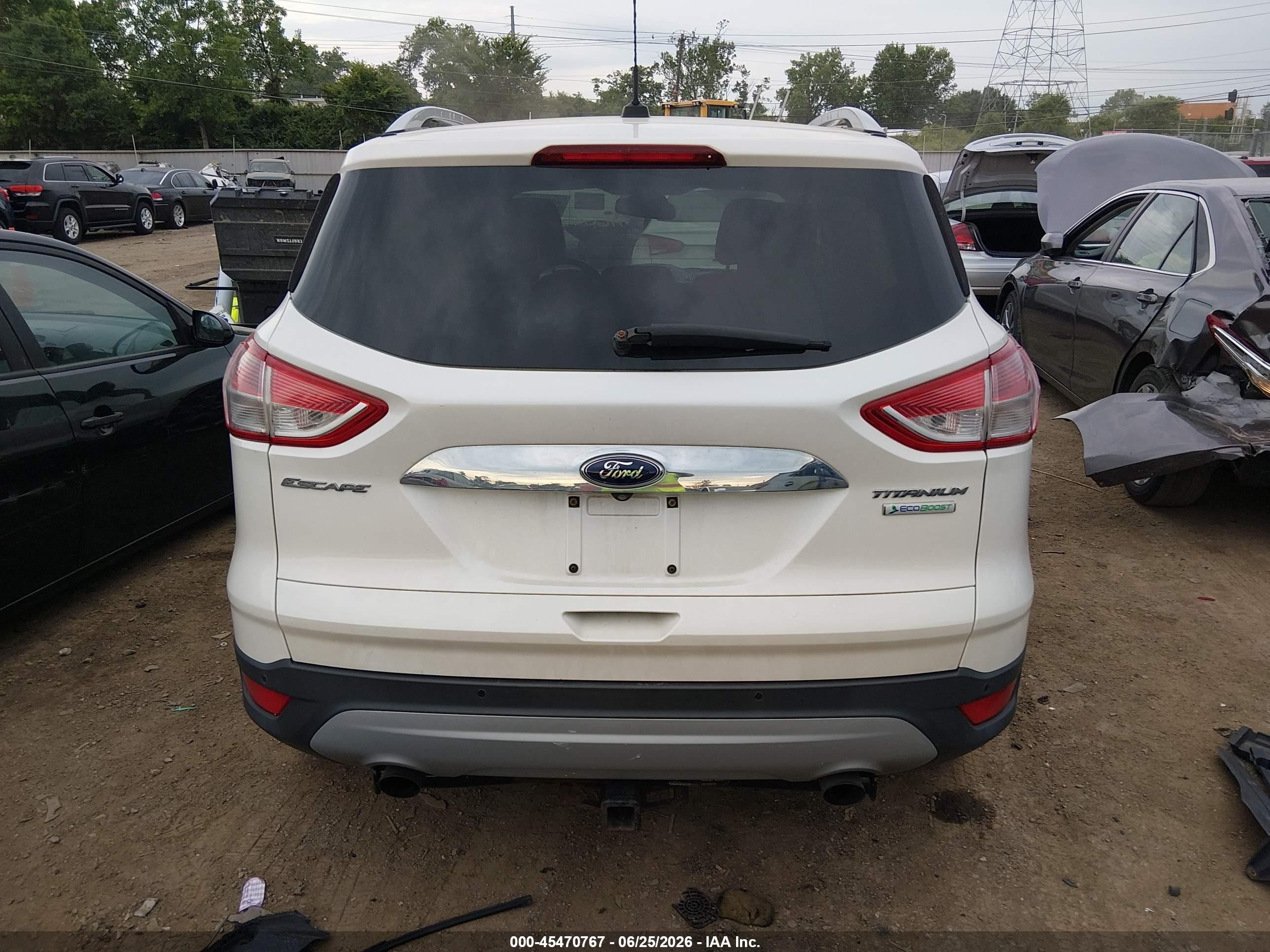 2014 Ford Escape Titanium White vin: 1FMCU0JX1EUB70912