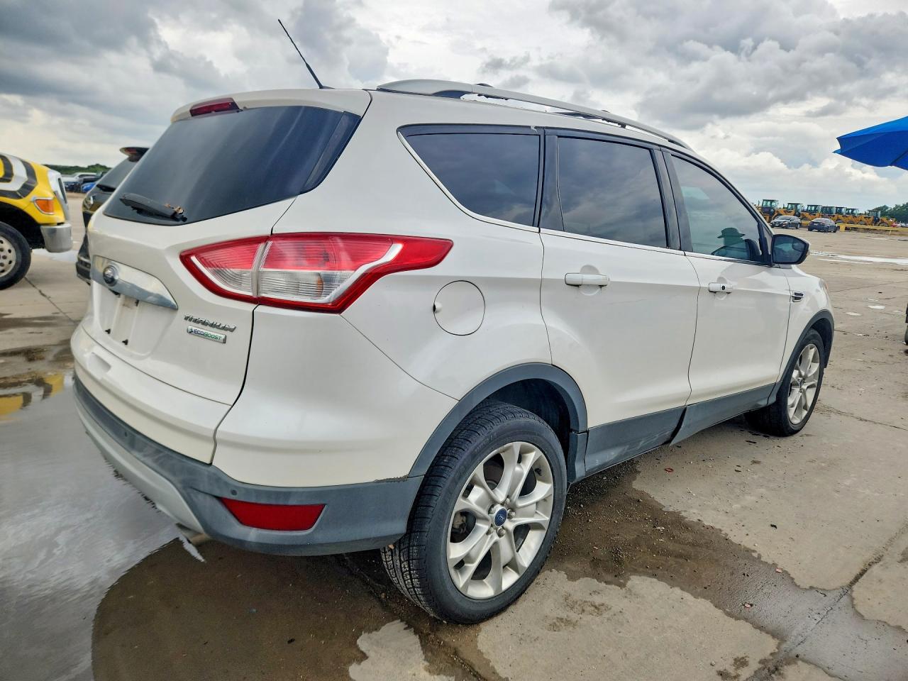2014 Ford Escape Titanium White vin: 1FMCU0JX1EUC21020